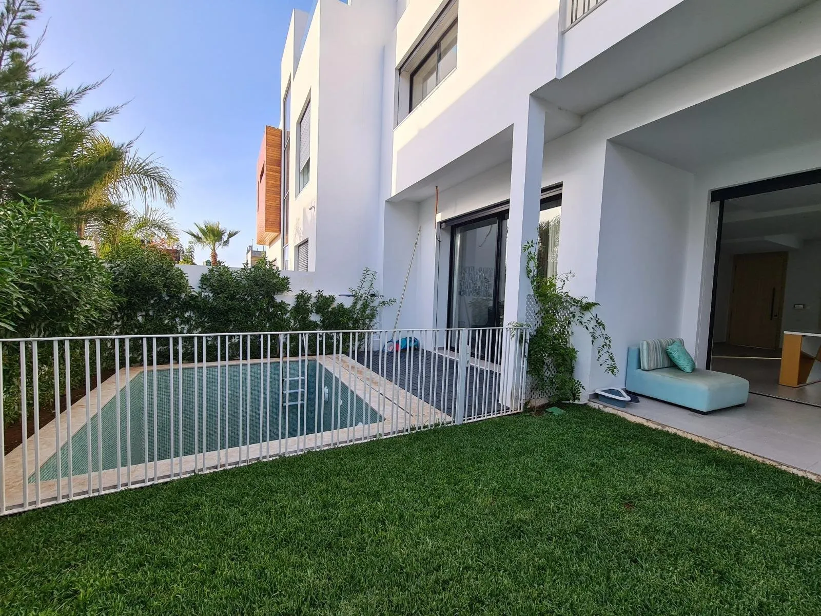 Superbe villa moderne et confortable à Dar Bouazza - الدار البيضاء (4)