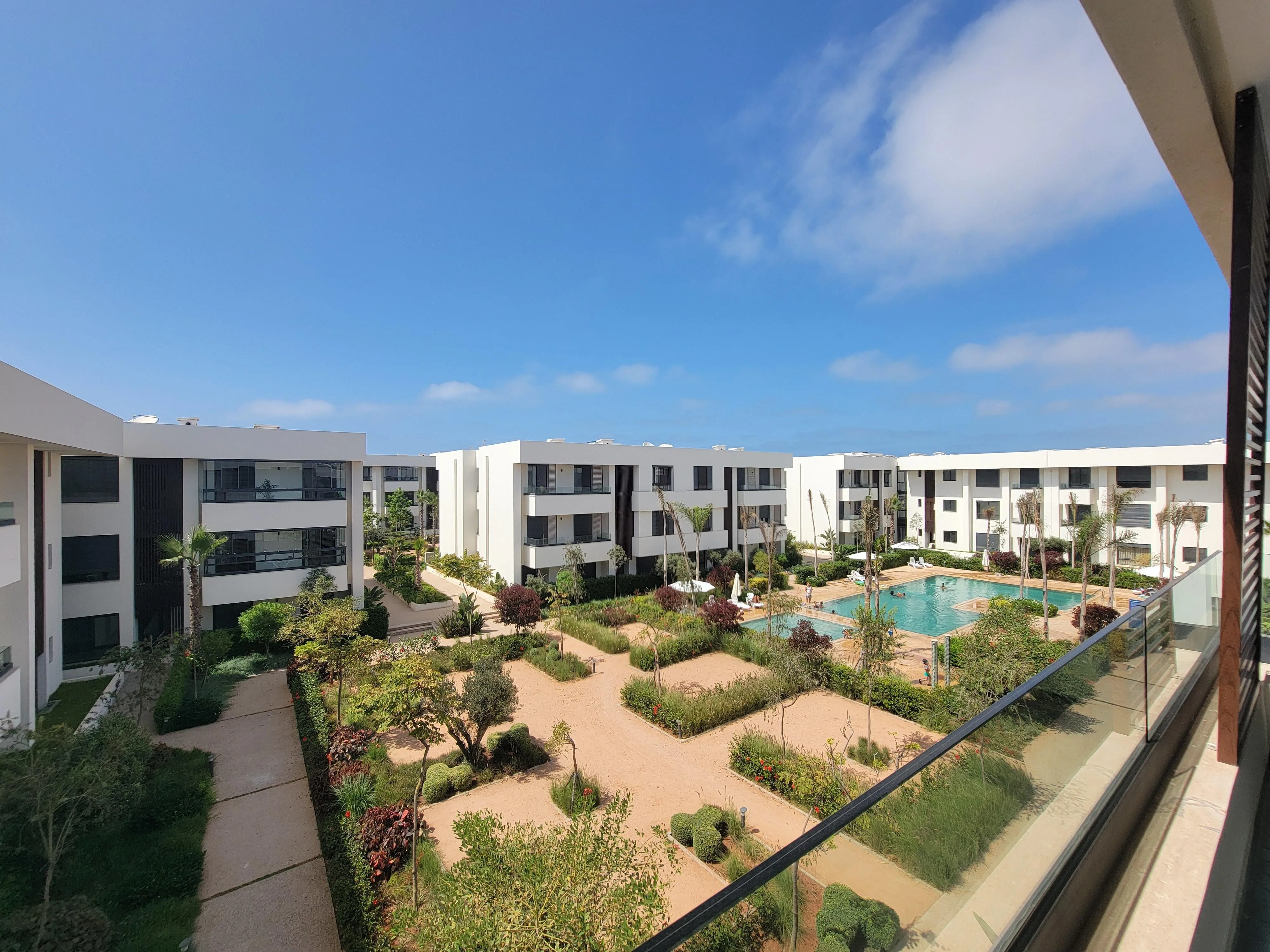 Appartement Neuf Style Haussmannien – 120 m² – Résidence Sécurisée avec Piscines –Dar Bouazza, Casablanca - الدار البيضاء