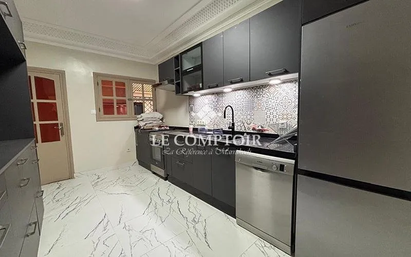 APPARTEMENT ENTIÈREMENT RÉNOVÉ A LOUER - مراكش (3)