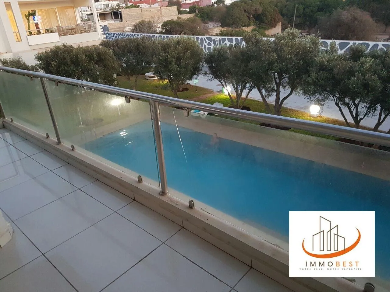 Joli appartement à LOUER Meublé à Dar Bouazza 2 CH - الدار البيضاء (2)