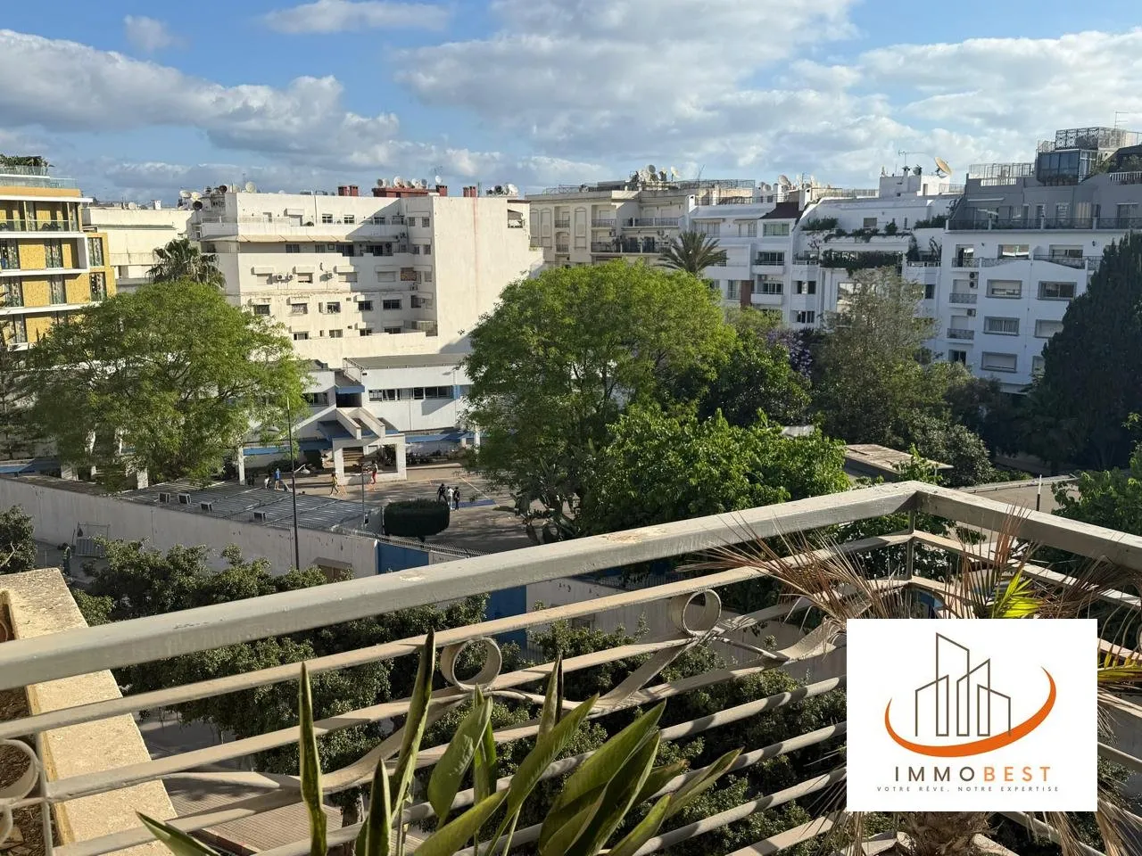 Très bel appartement en location VIDE ou MEUBLE sur Bir Anzarane 3 CH - الدار البيضاء (2)