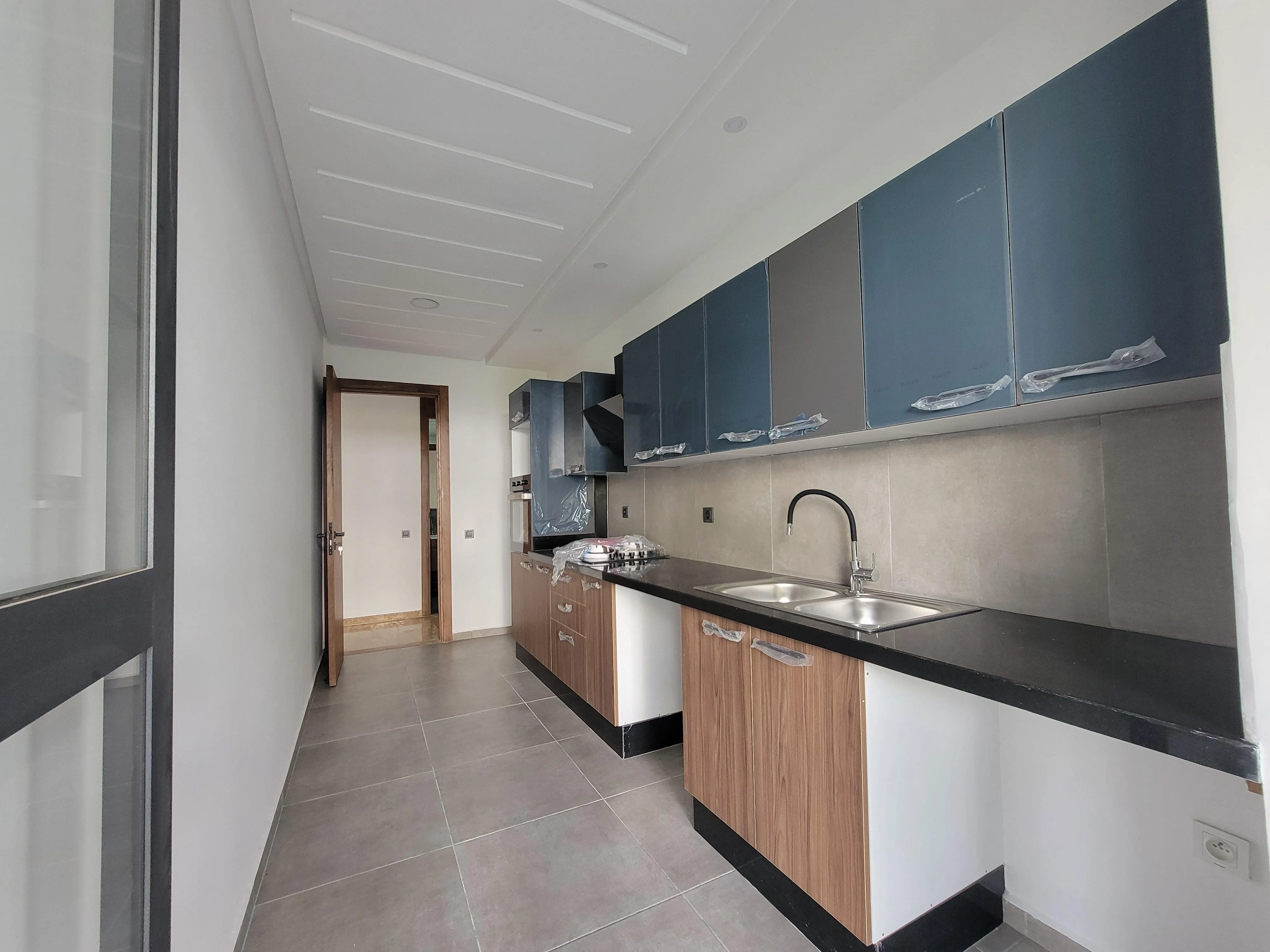 Appartement Neuf 3 Chambres en Rez-de-Jardin avec Terrasse et Jardin Privatif – Résidence Sécurisée - الدار البيضاء (4)