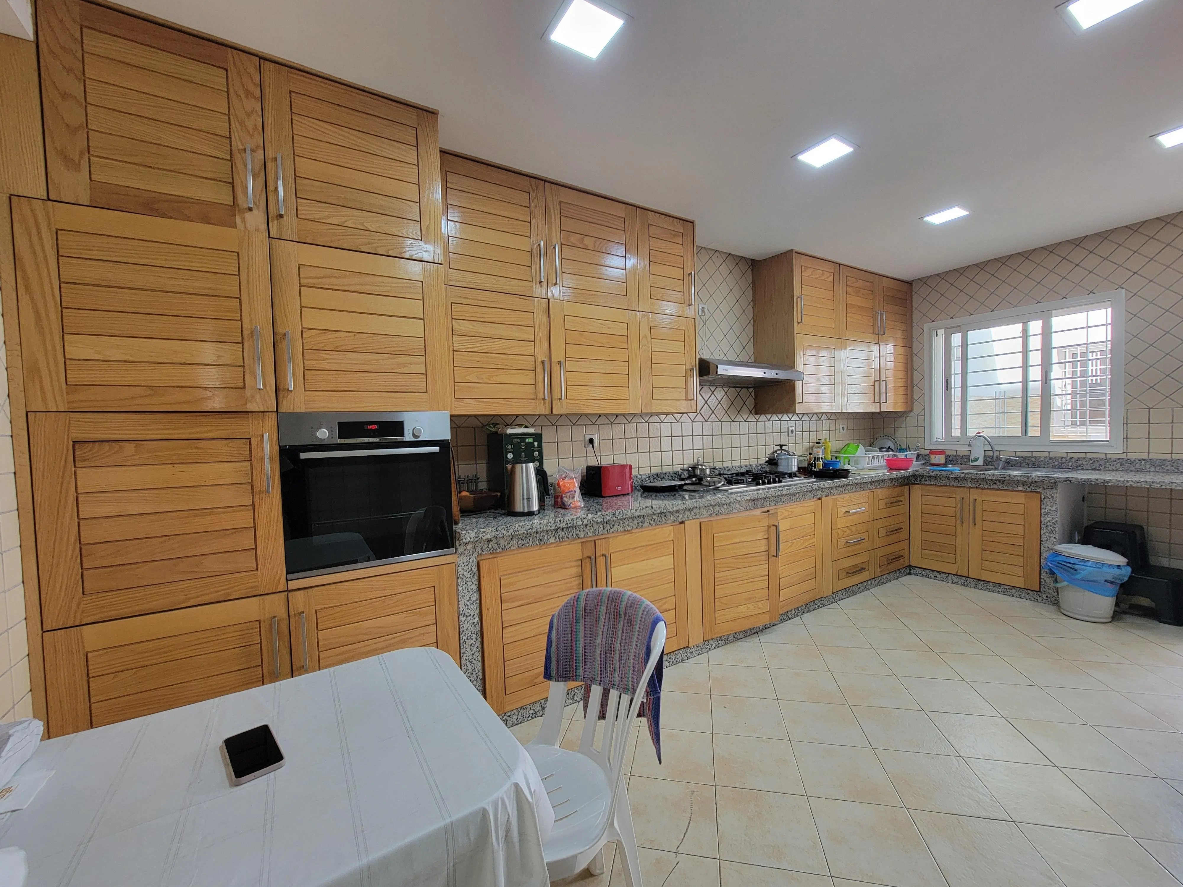 À Louer – Sublime Villa 3 étage Familiale avec Piscine et Jardin à Ain Diab, Casablanca - الدار البيضاء (4)
