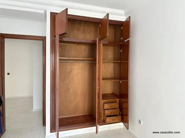 Bourgogne: 2 chambre, balcon. - الدار البيضاء (4)