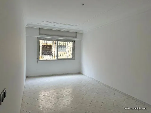 Bourgogne: 2 chambre, balcon. - الدار البيضاء (2)
