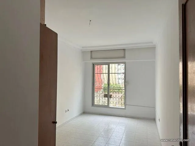 Bourgogne: 2 chambre, balcon. - الدار البيضاء (3)