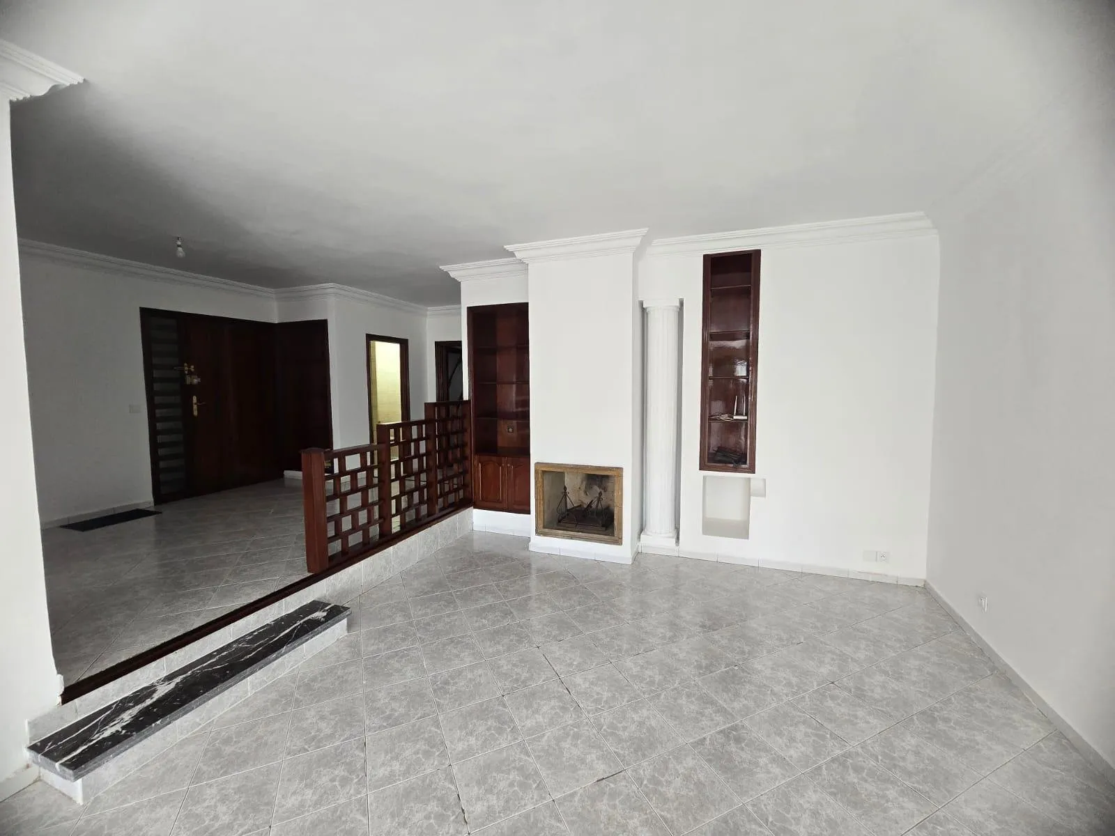Appartement meublé à la location (prés du lycée Descartes) - فاس