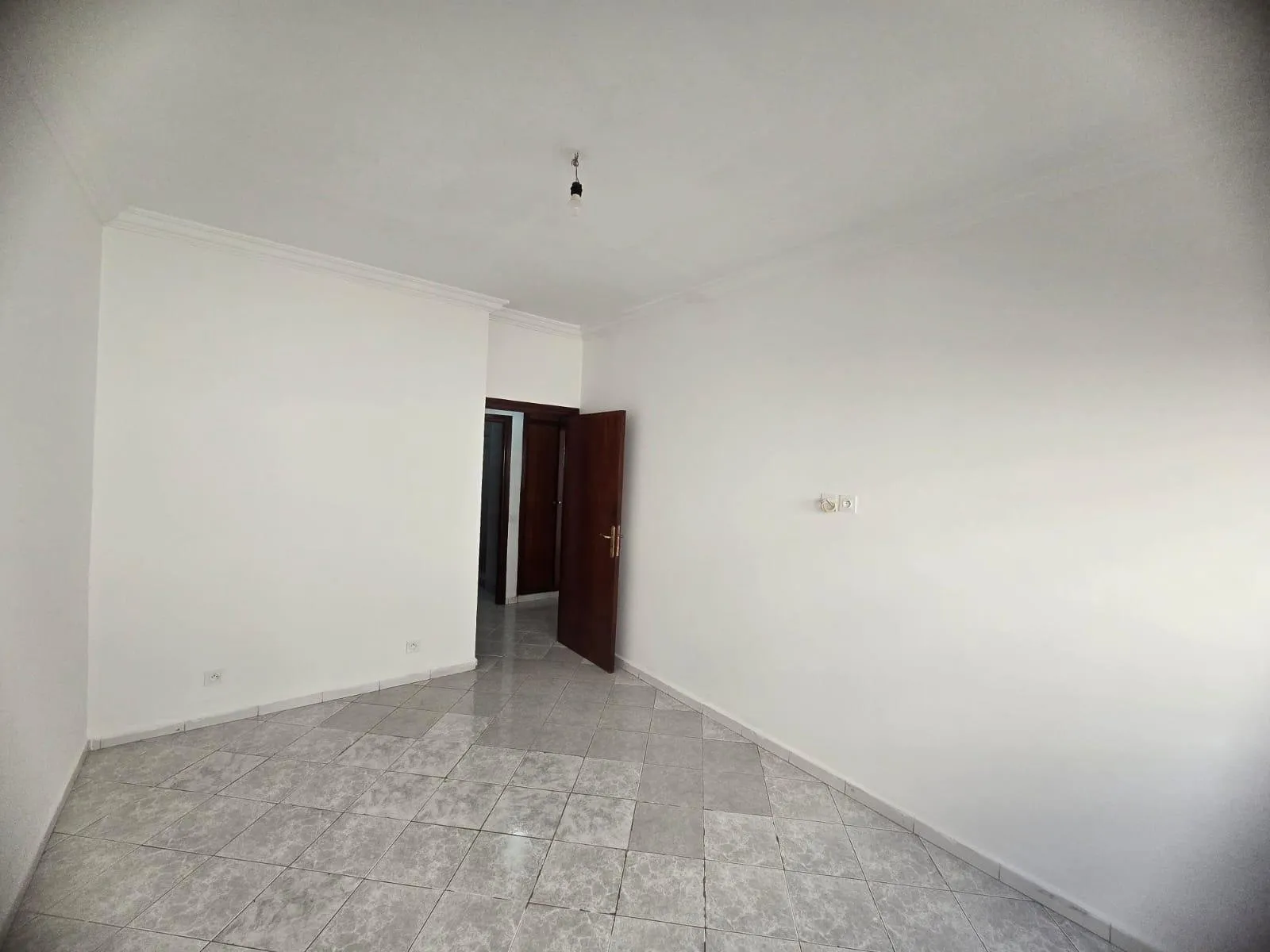 Appartement meublé à la location (prés du lycée Descartes) - فاس (2)