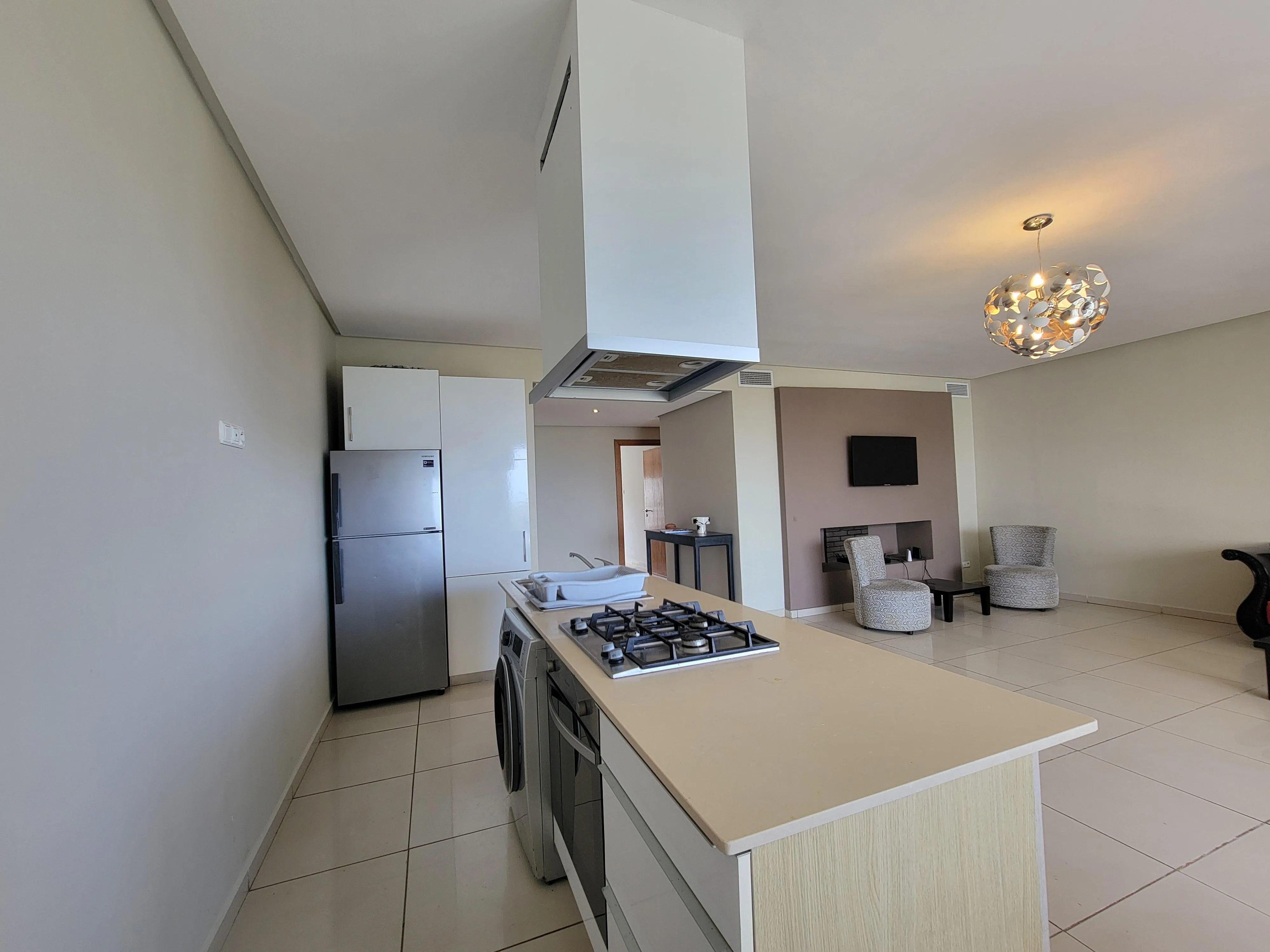 Élégant Appartement Meublé avec Vue Mer à Dar Bouazza – Résidence Sécurisée avec Piscines et Salle de Sport - الدار البيضاء (2)
