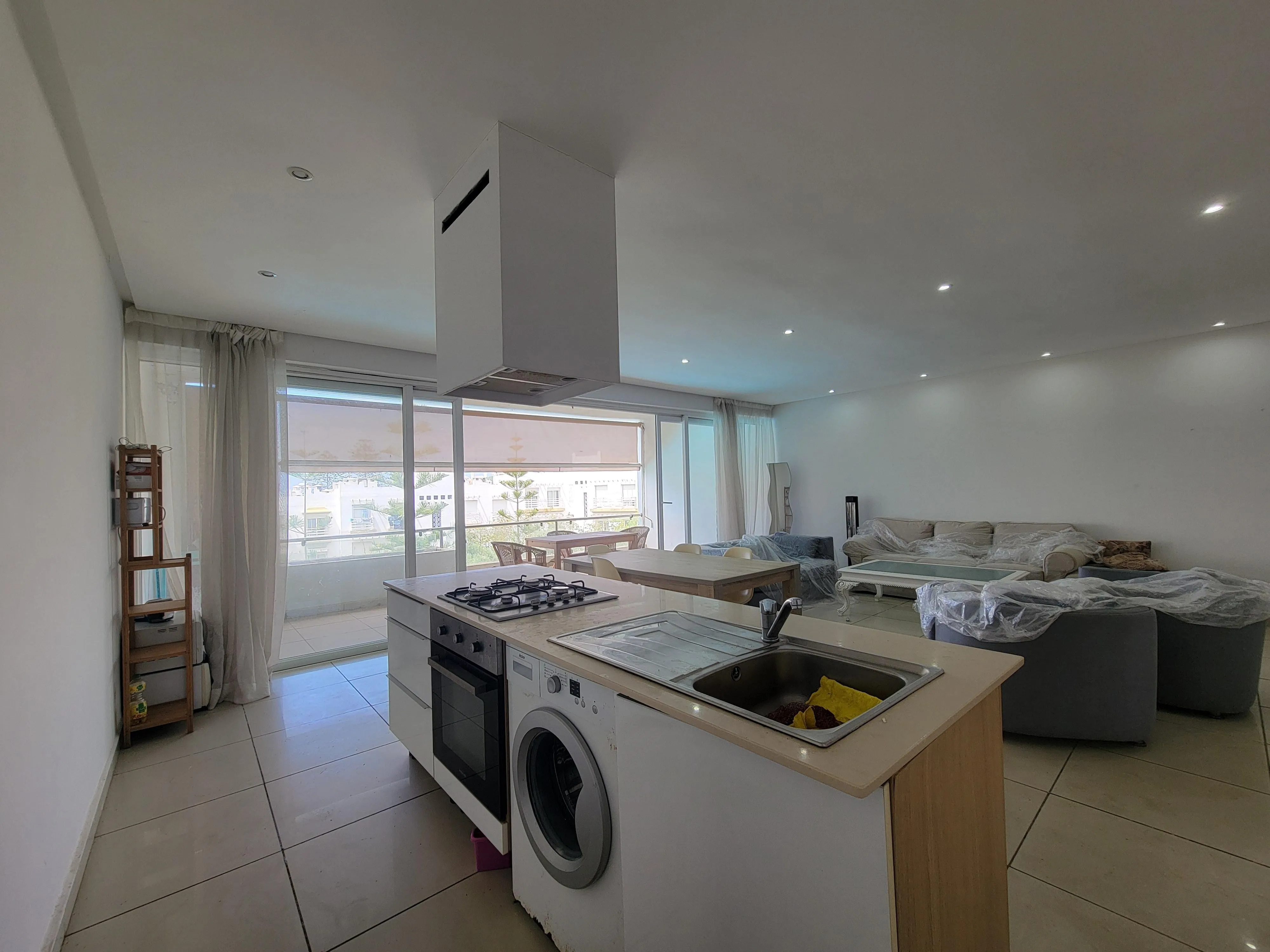 Splendide Appartement Meublé avec Vue Mer à Dar Bouazza – Résidence Sécurisée, Piscines et Salle de Sport - الدار البيضاء (2)