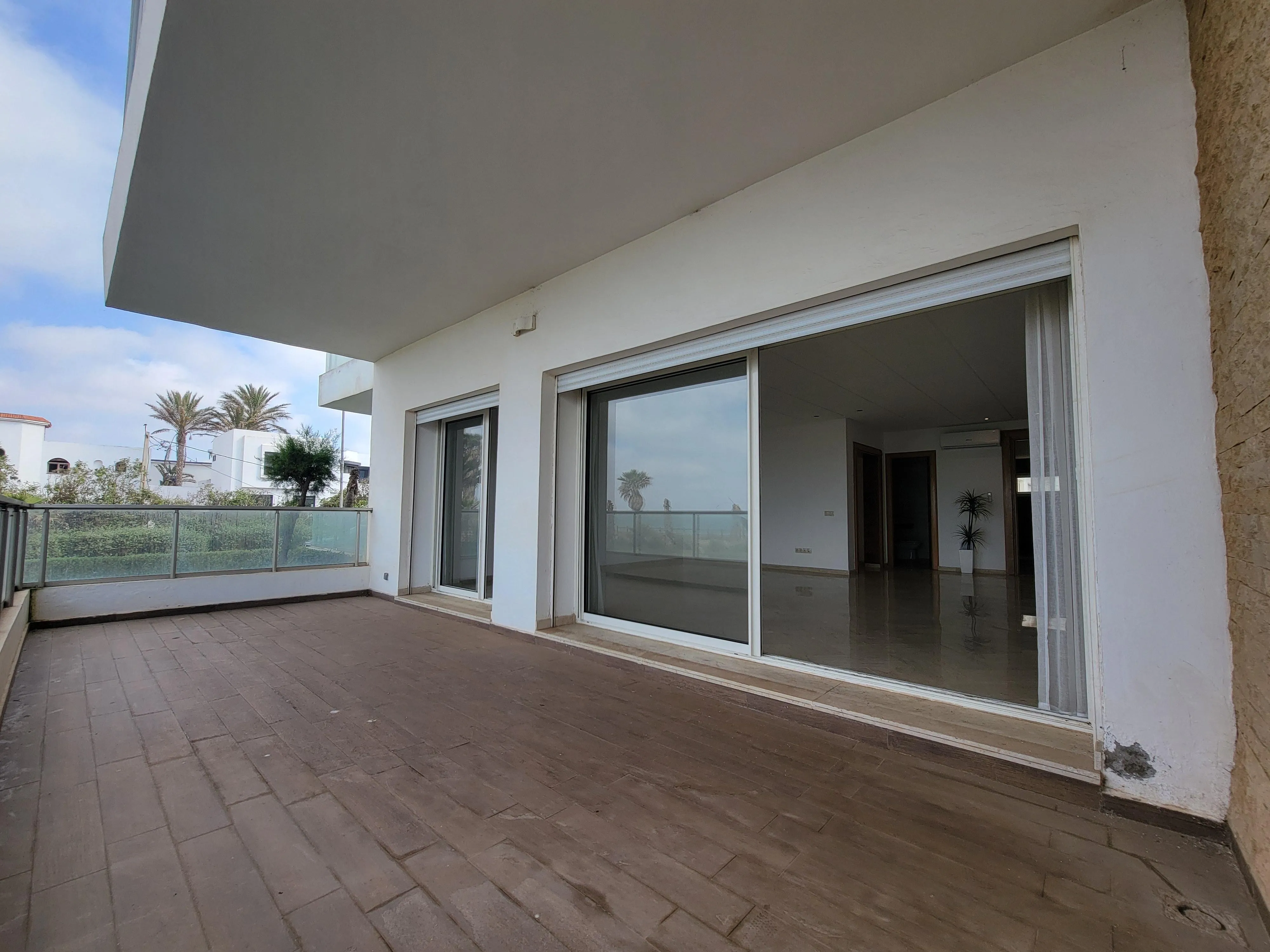 DAR BOUAZZA - Appartement haut standing 3 chambres en rez de jardin - الدار البيضاء