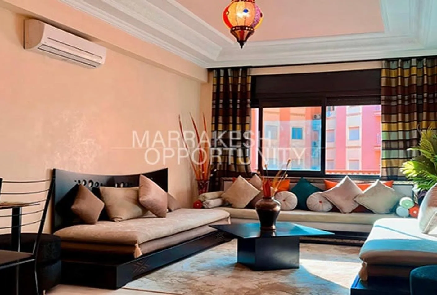 Joli Appartement meublé en location annuelle à Guéliz - مراكش