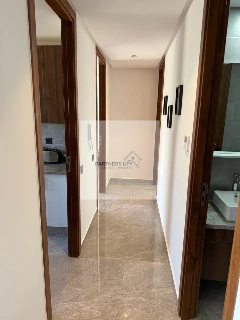 À Louer – Superbe Appartement Meublé à Casa Finance City - الدار البيضاء (2)
