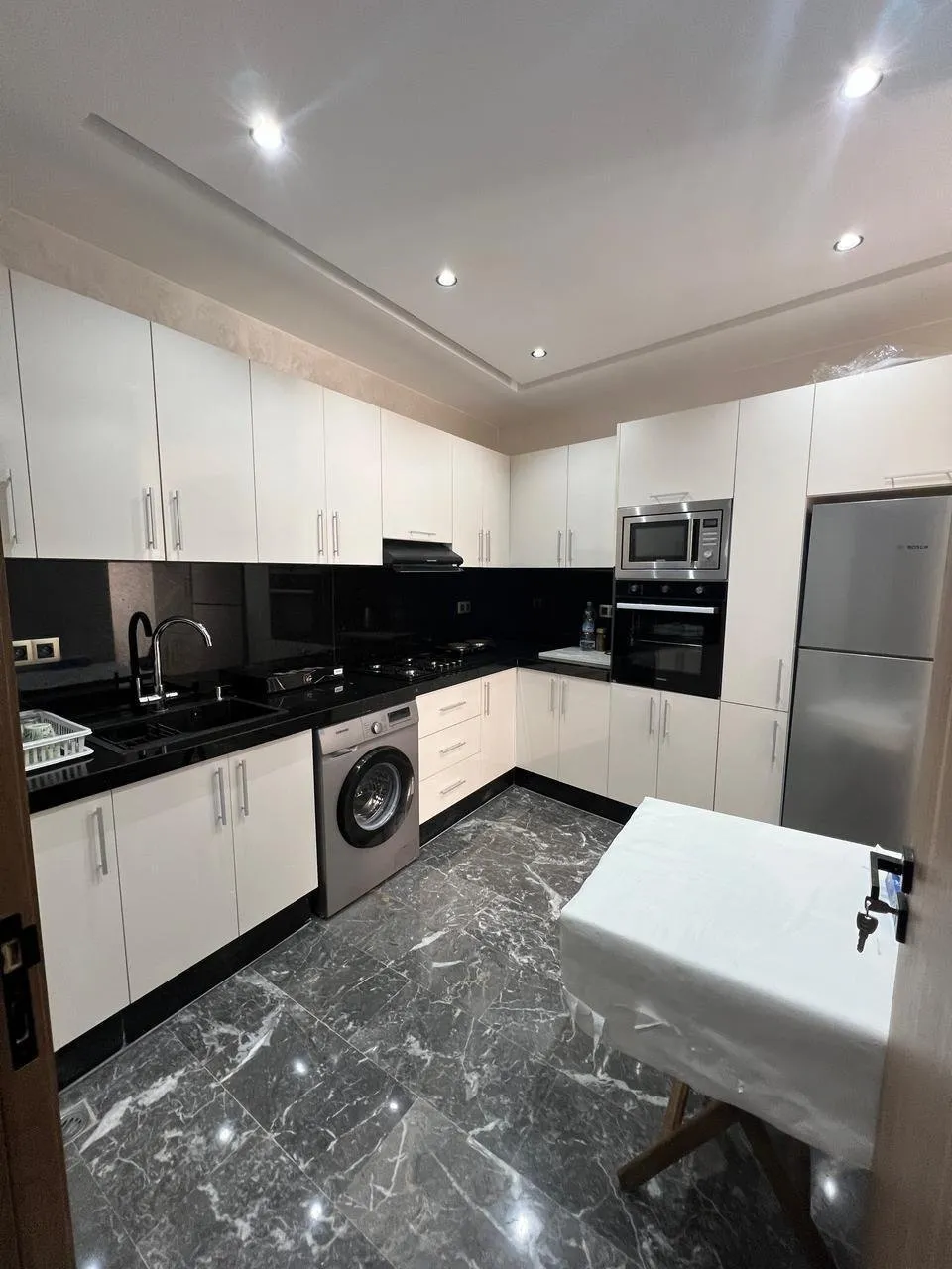 Appartement meublé à louer Route de casa Marrakech - مراكش