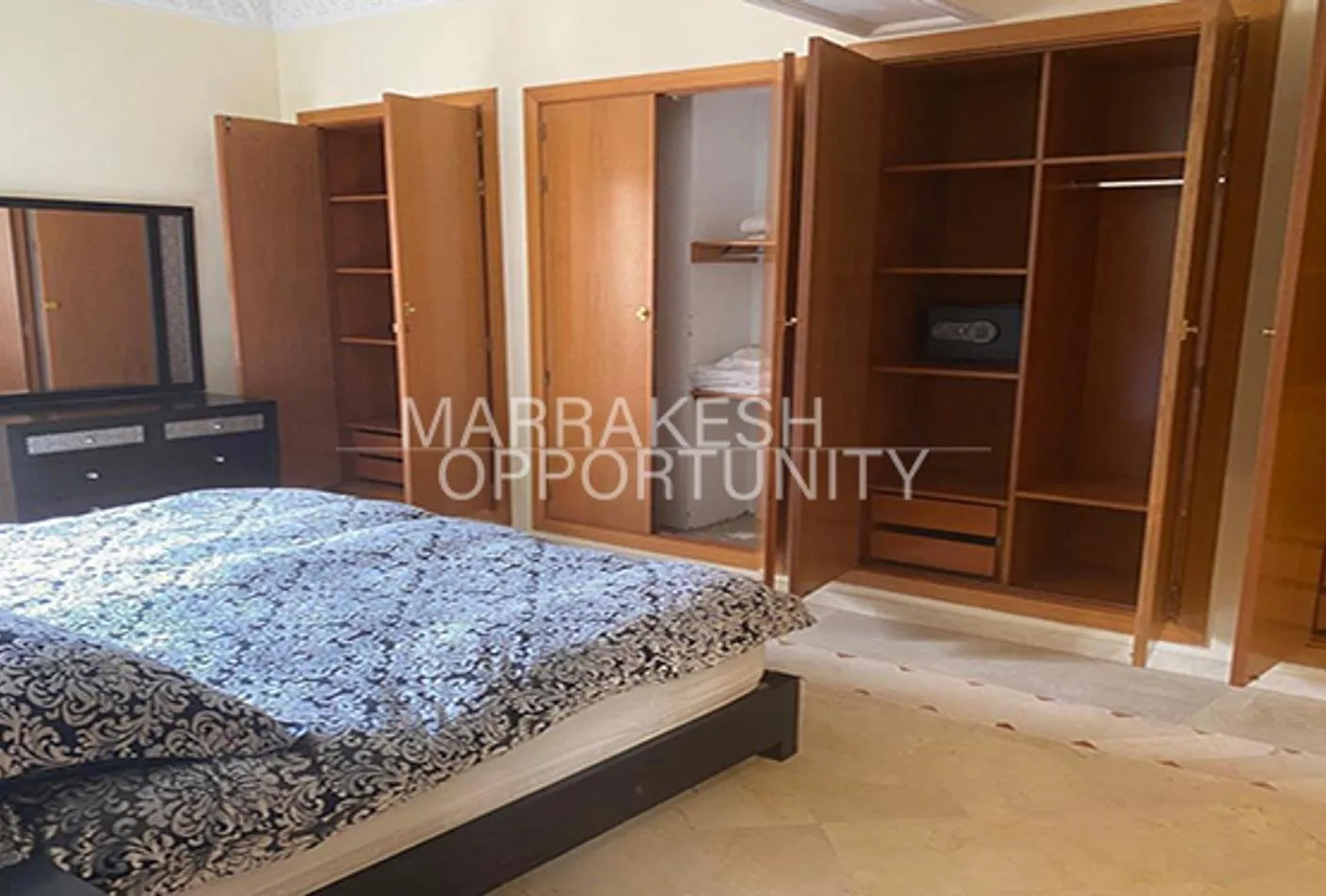 Magnifique appartement proposé pour la location longue durée situé sur Guéliz - مراكش (4)