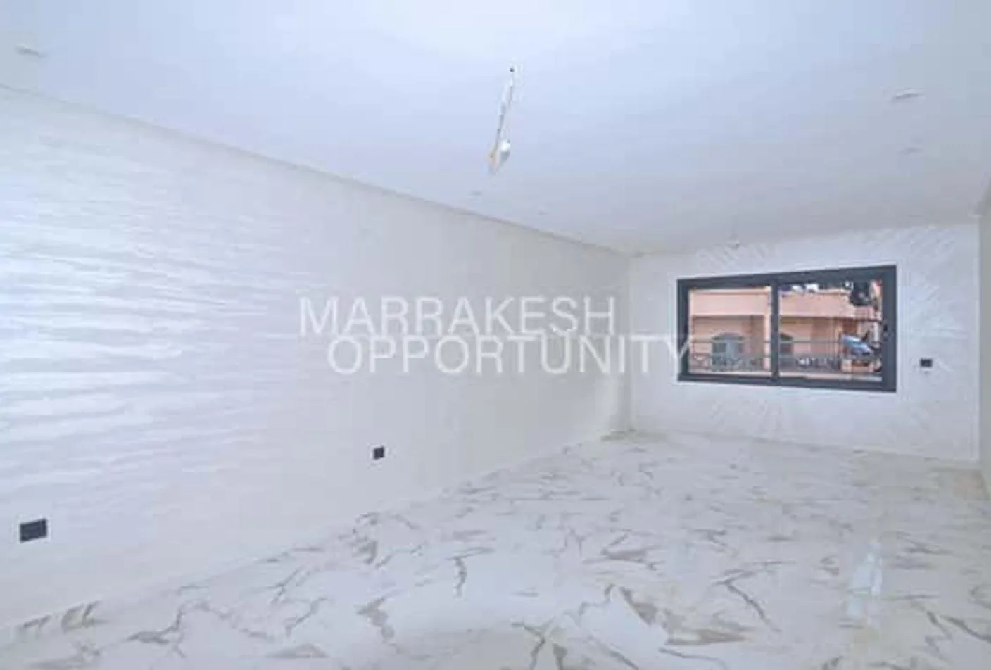 Location nouvel appartement vide moderne - مراكش
