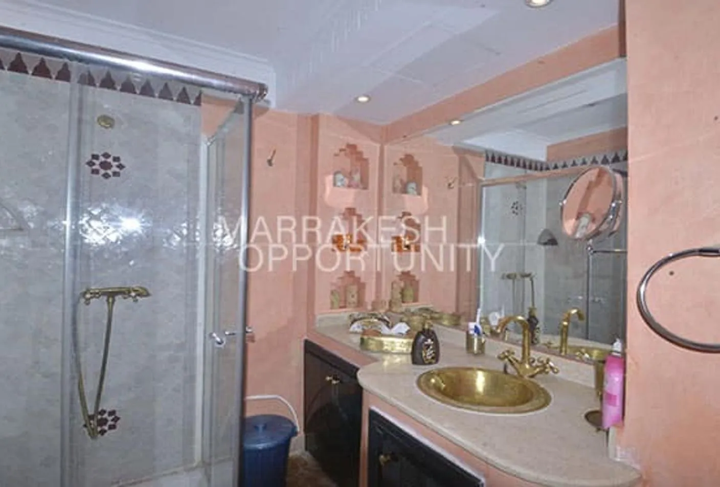 Location appartement meublé situé dans une belle résidence sécurisée et fermée - مراكش (4)