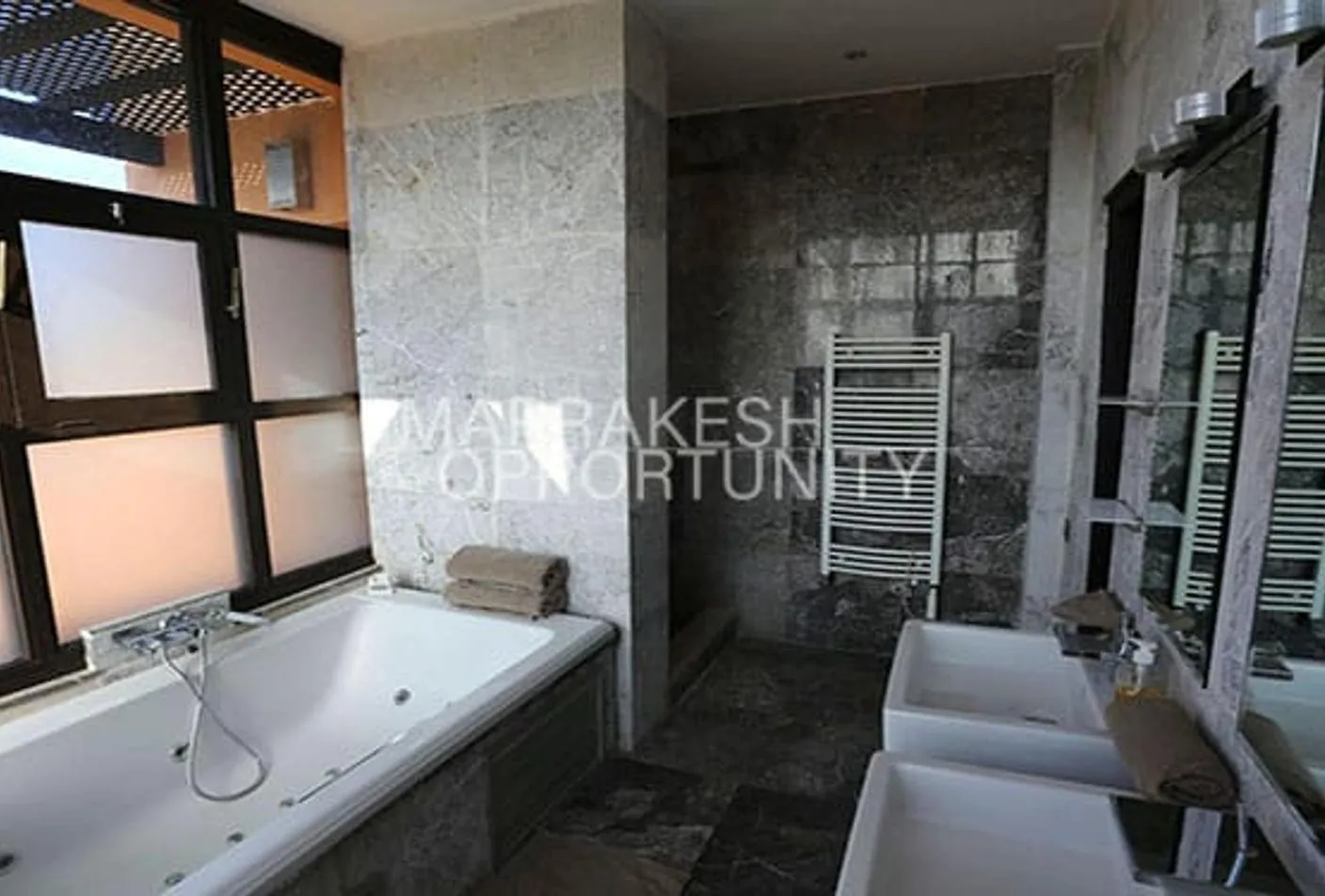 Charmante Villa Meublée avec piscine en Location sur la Route de l'Ourika - مراكش (4)