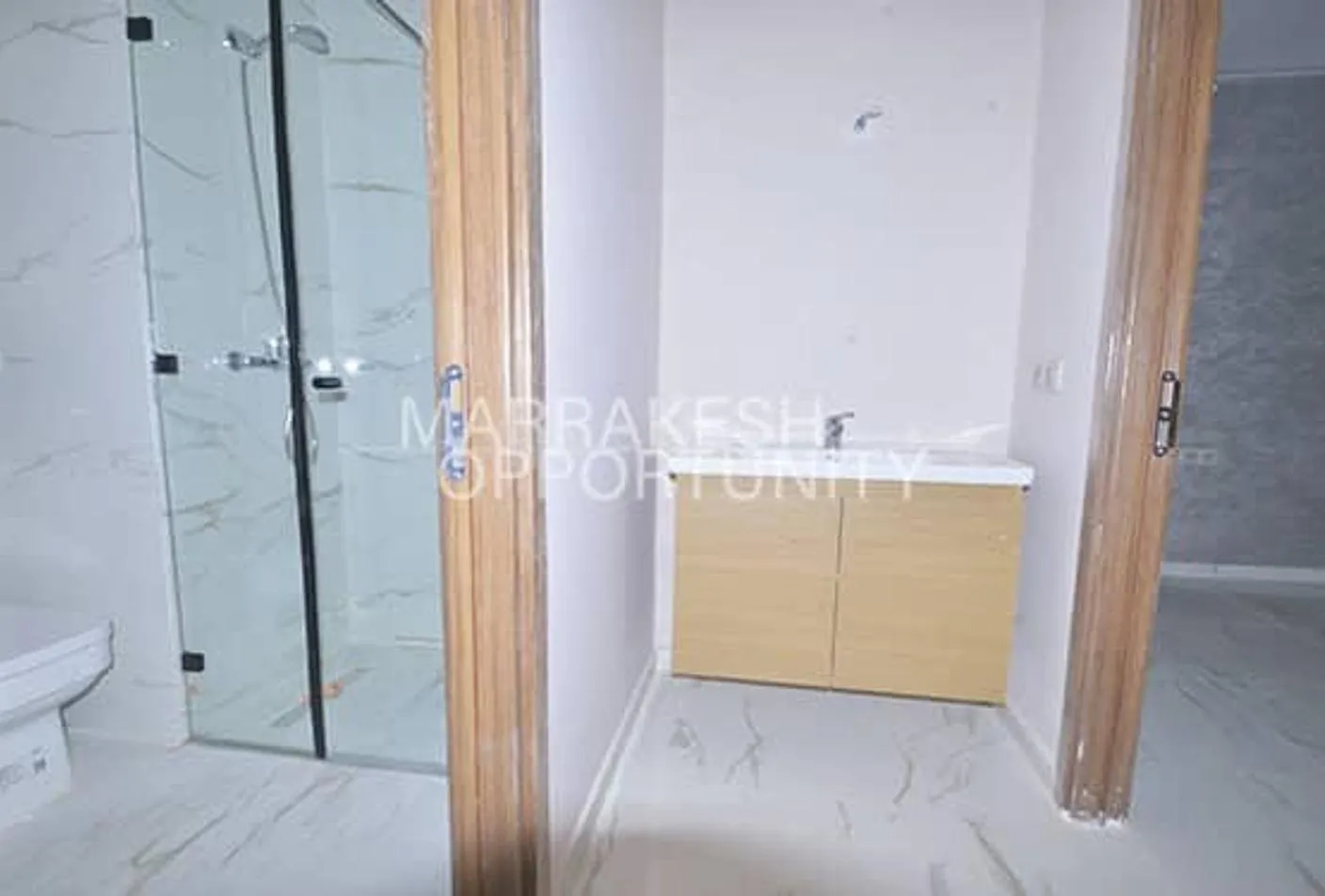 Location d'un Bel Appartement neuf non meublé à Guéliz - مراكش (2)