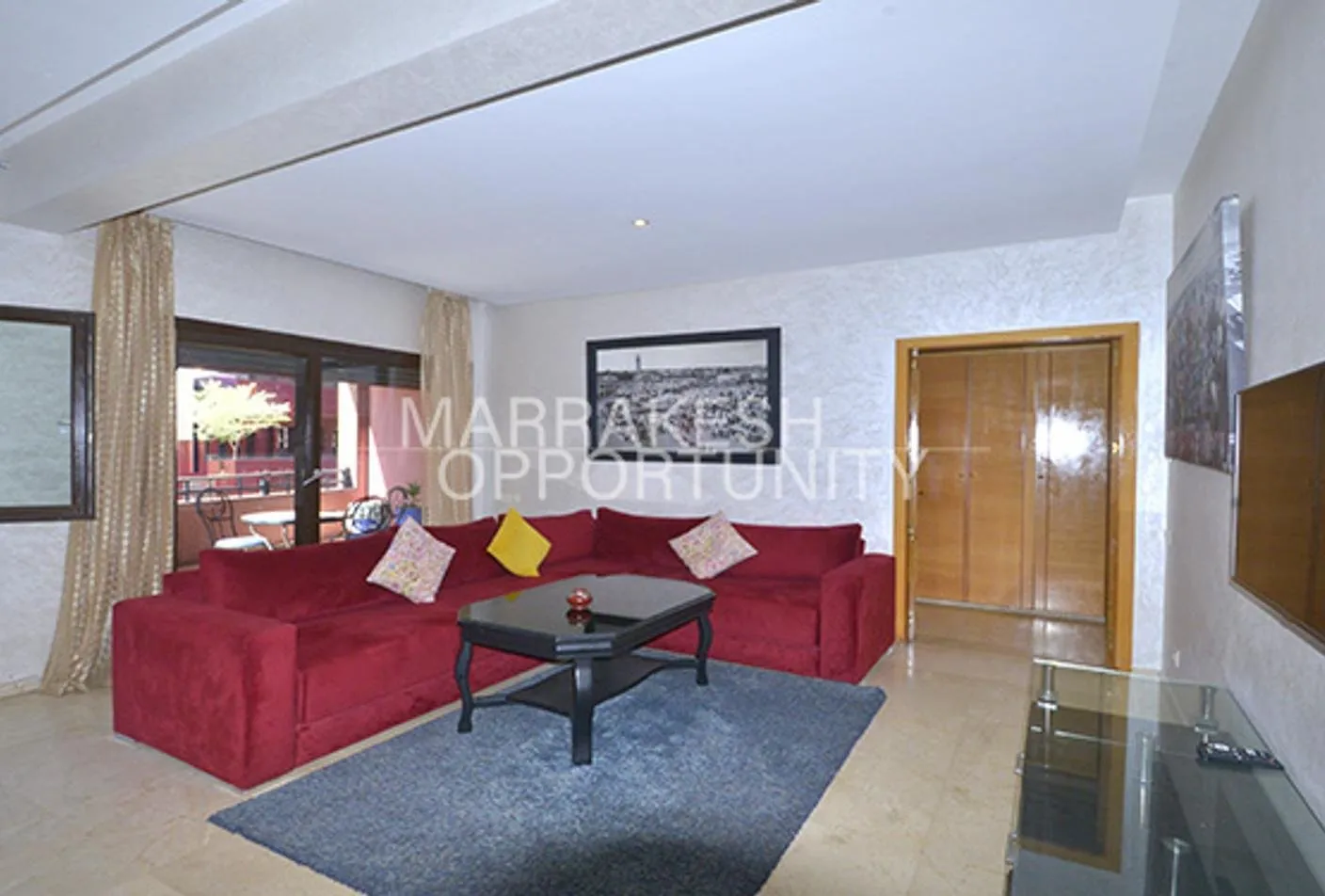 Joli Appartement meublé en location annuelle à Guéliz - مراكش