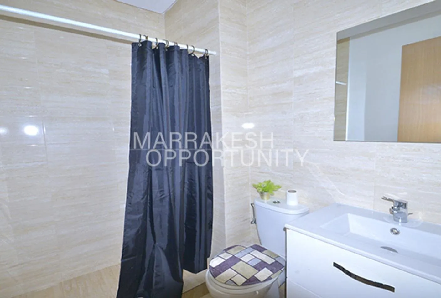 Location Appartement au rez-de-jardin Meublé  à Agdal - فاس (2)