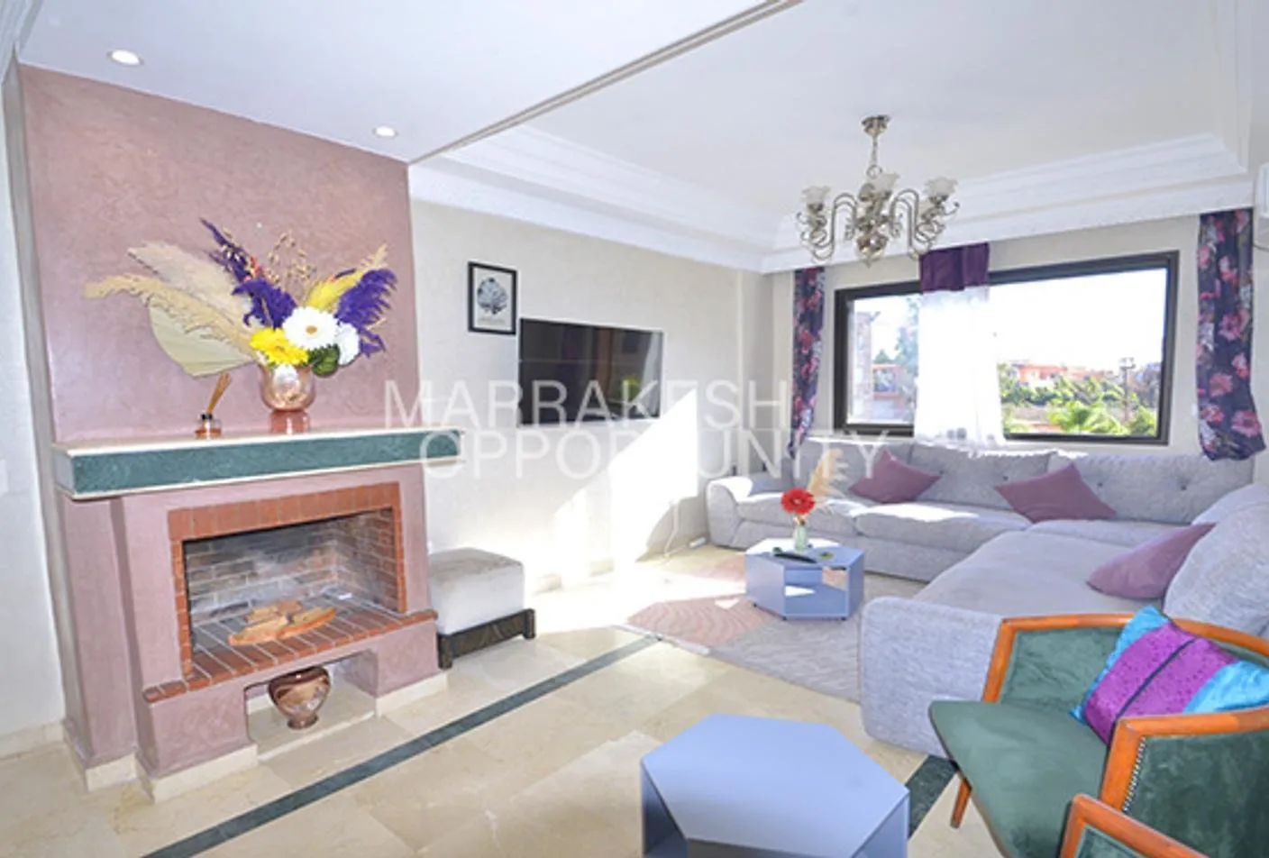 Joli Appartement meublé en location sur la route de casa - مراكش