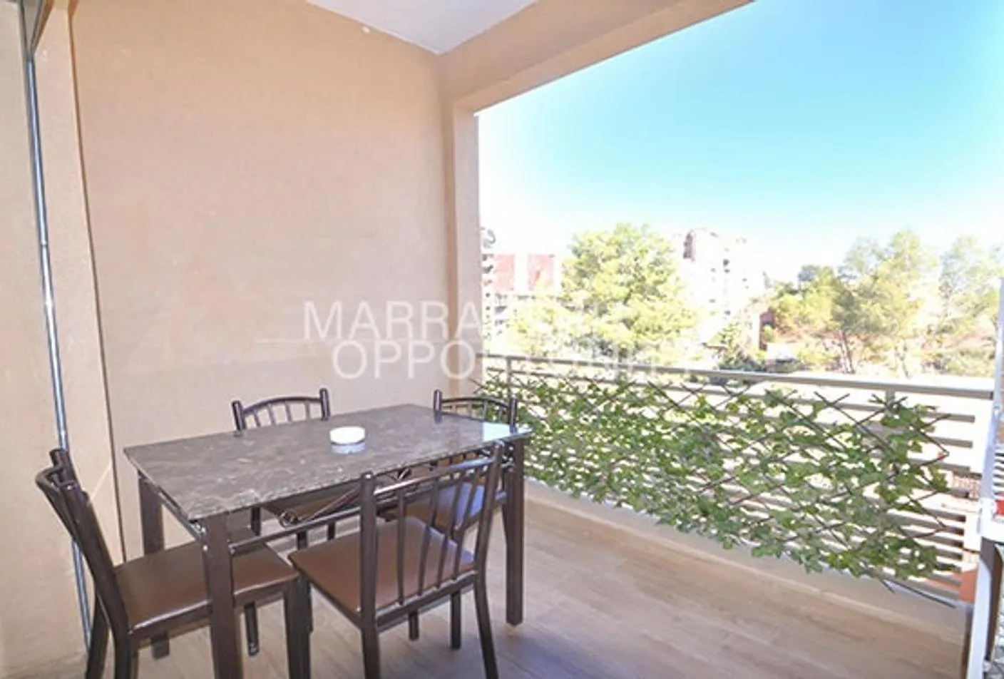 Moderne Appartement meublé en location annuelle à Guéliz - مراكش (2)