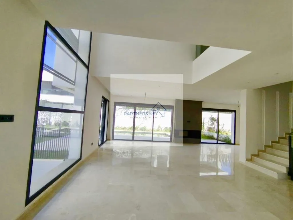 Superbe Villa avec Jardin et Piscine à Bouskoura Ville Verte - بوسكورة (2)