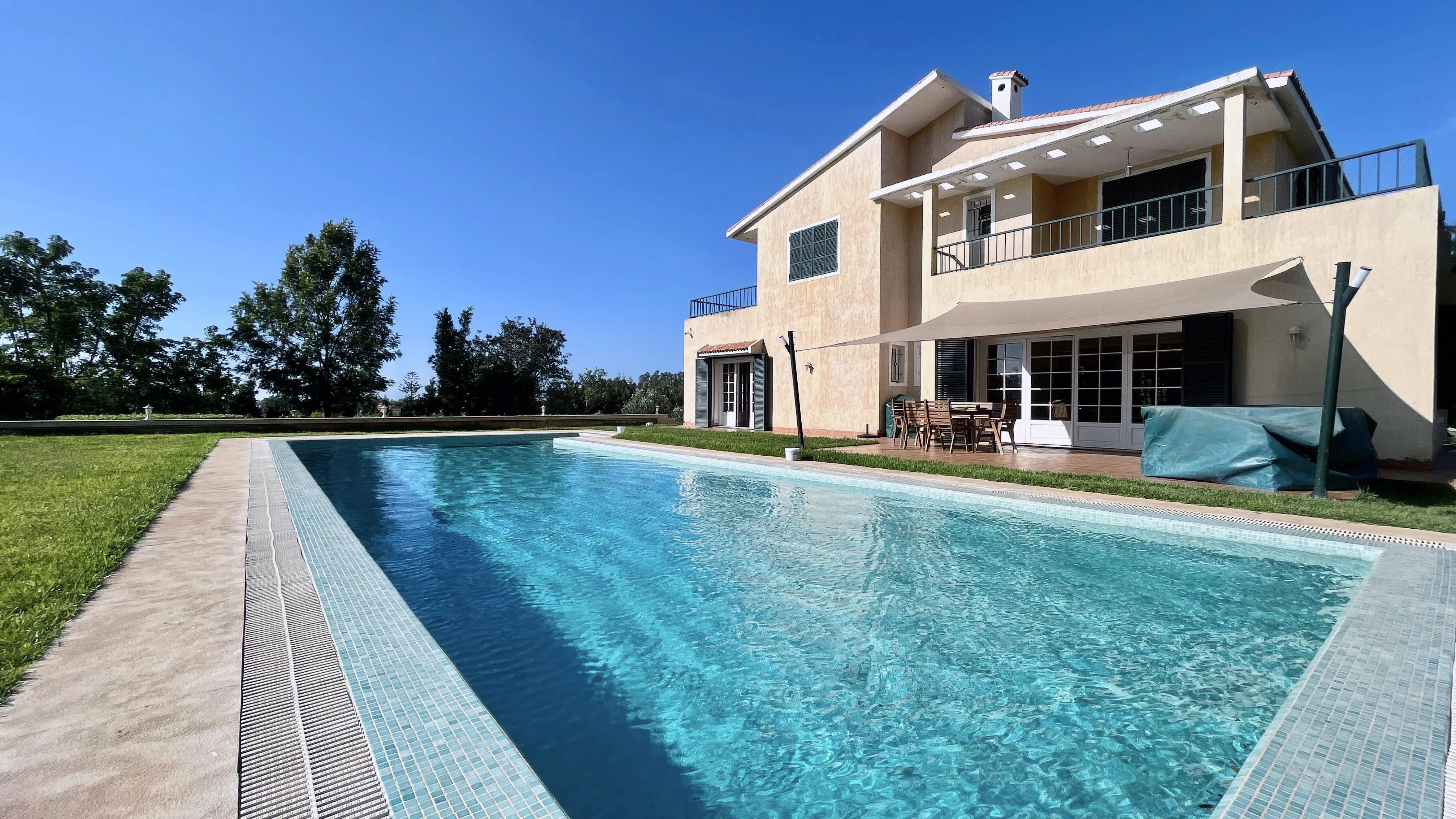 Villa de caractère, piscine et jardin de 5000 m² - الدار البيضاء
