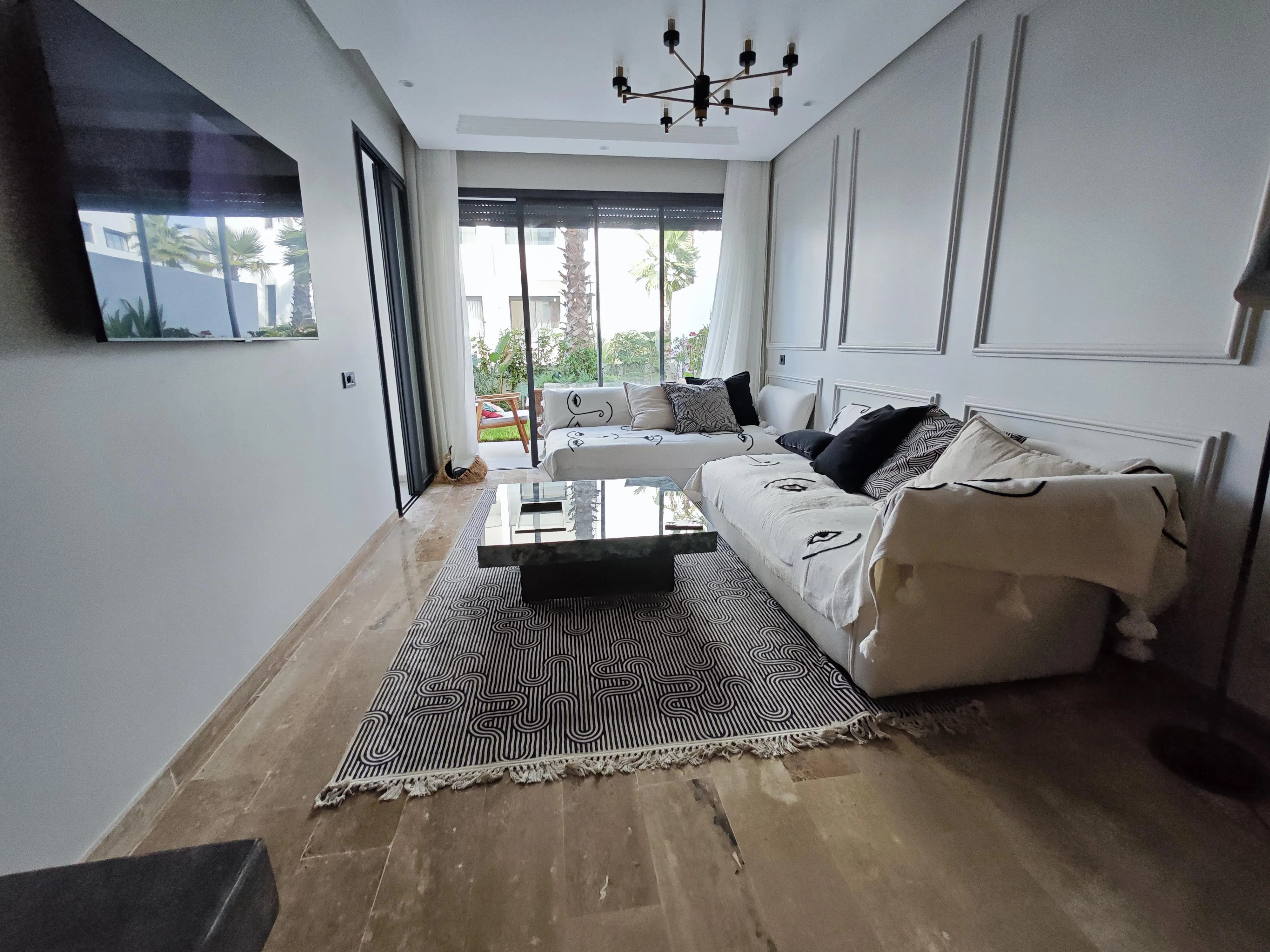 Appartement 2 Chambres Rez-de-Jardin Meublé - الدار البيضاء (2)