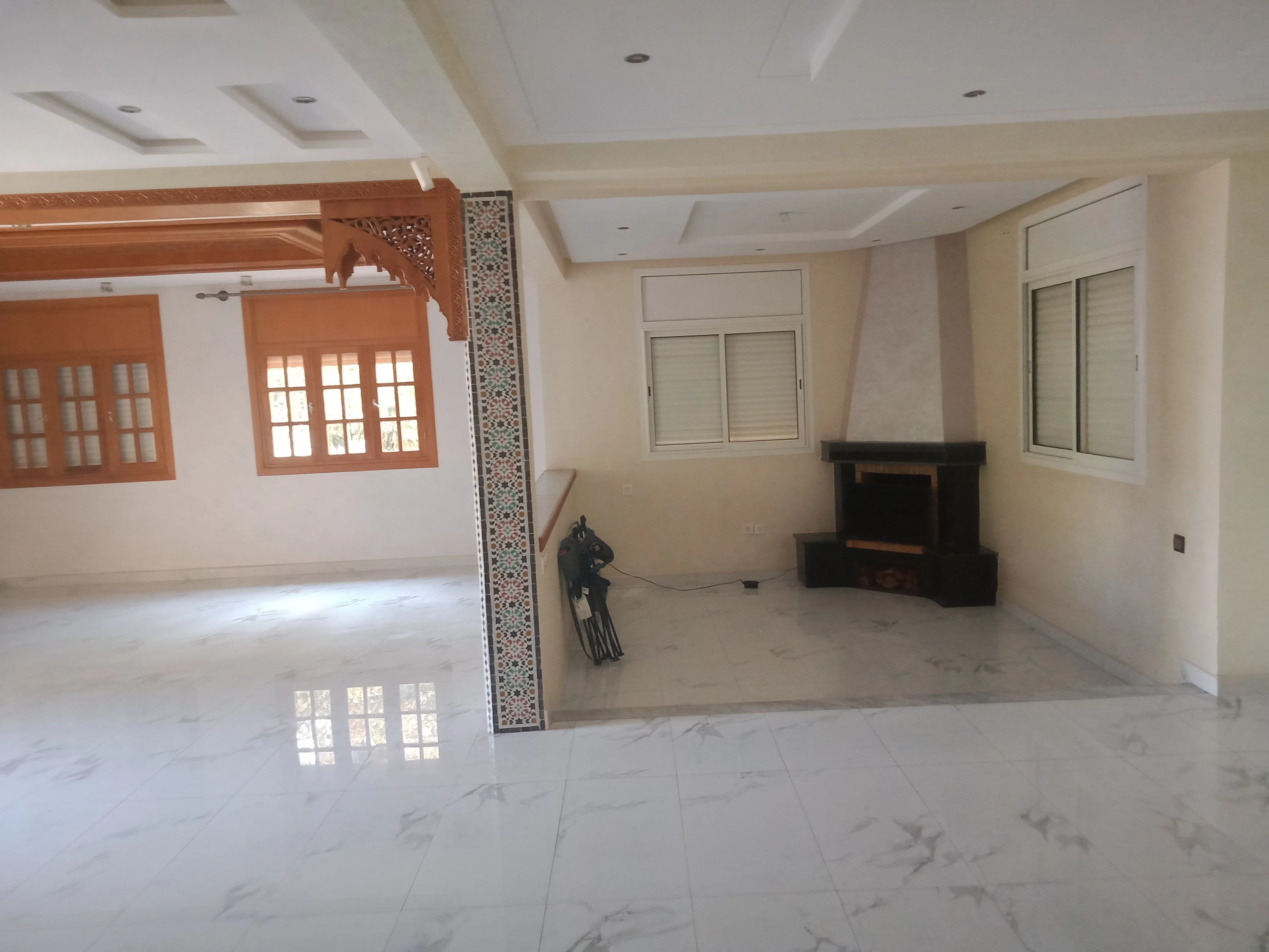 Villa à louer située à Hay riad Rabat - الرباط (4)