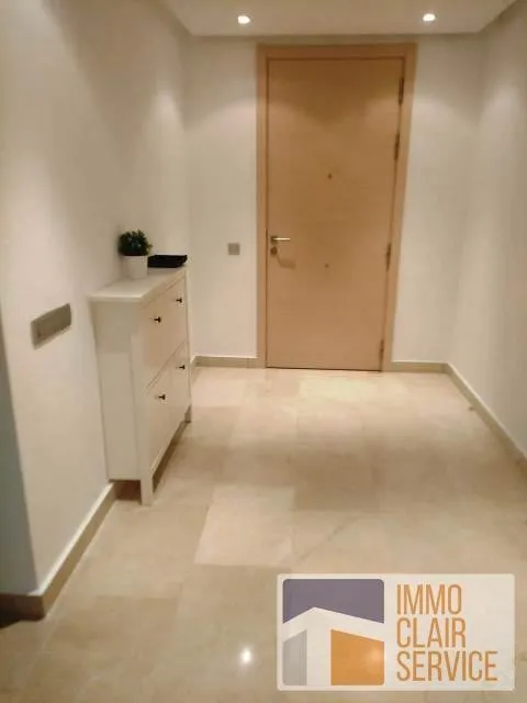 Bel appartement meublé neuf à louer préstgia hay Riad - الرباط (2)