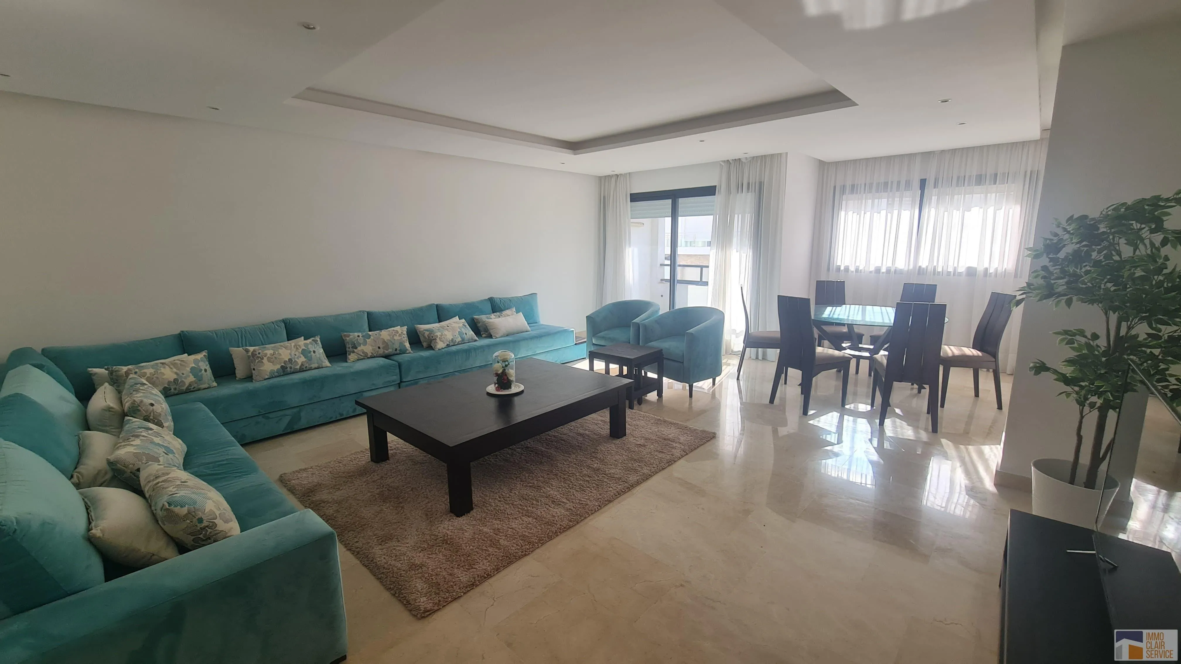 Bel appartement meublé neuf à louer préstgia hay Riad - الرباط (3)
