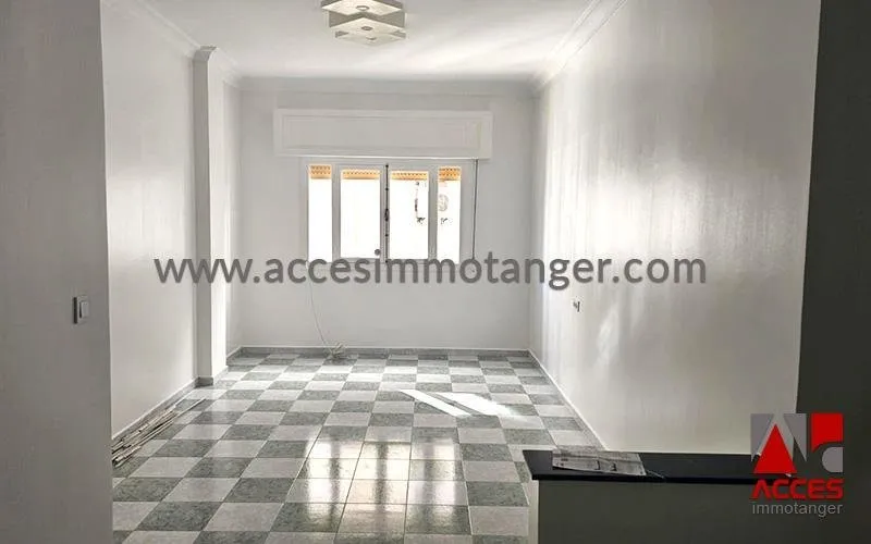 Appartement Vide à Louer au Cœur du Quartier Administratif - طنجة
