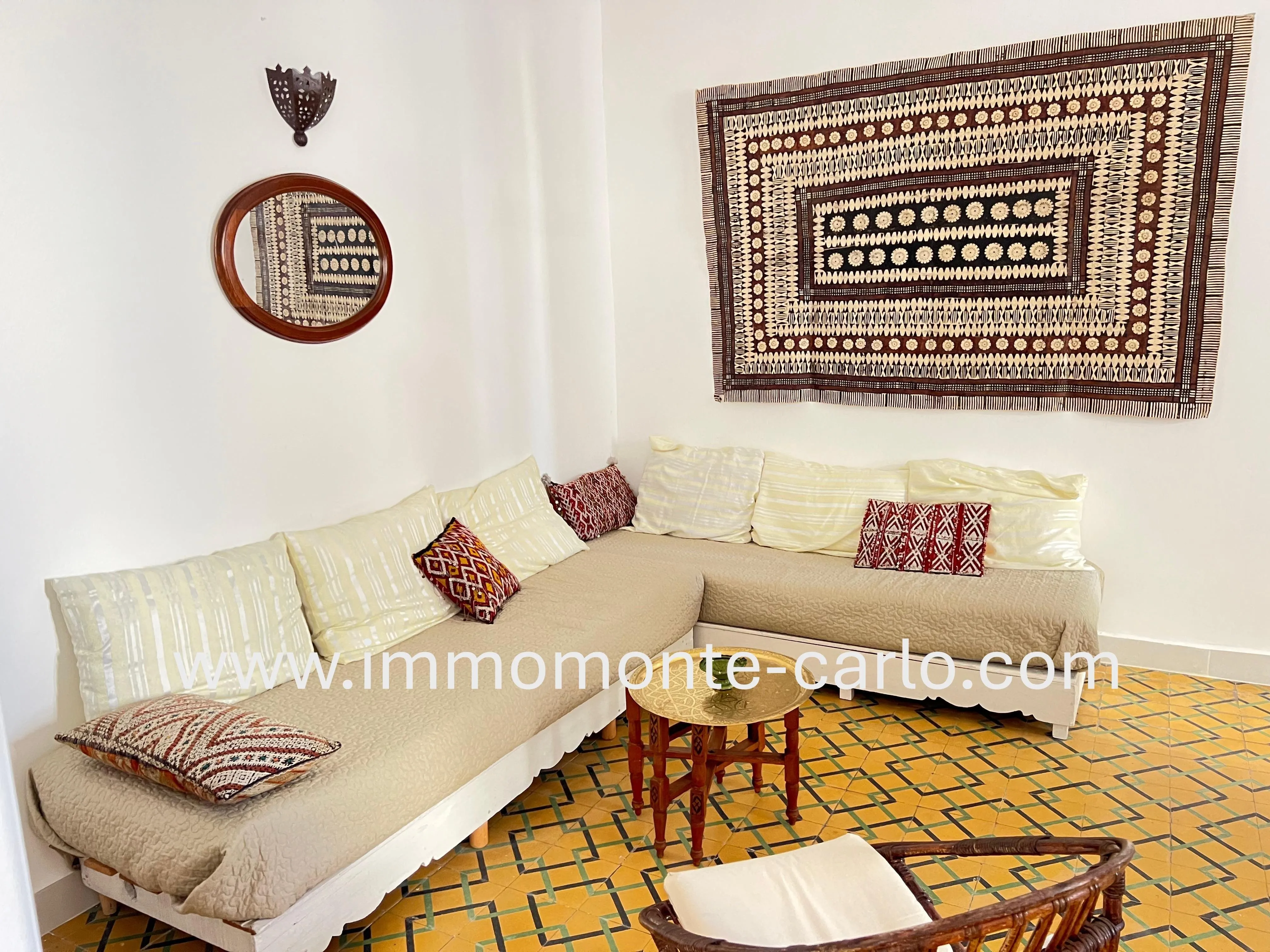 Location Appartement semi-meublé centre à Hassan - الرباط