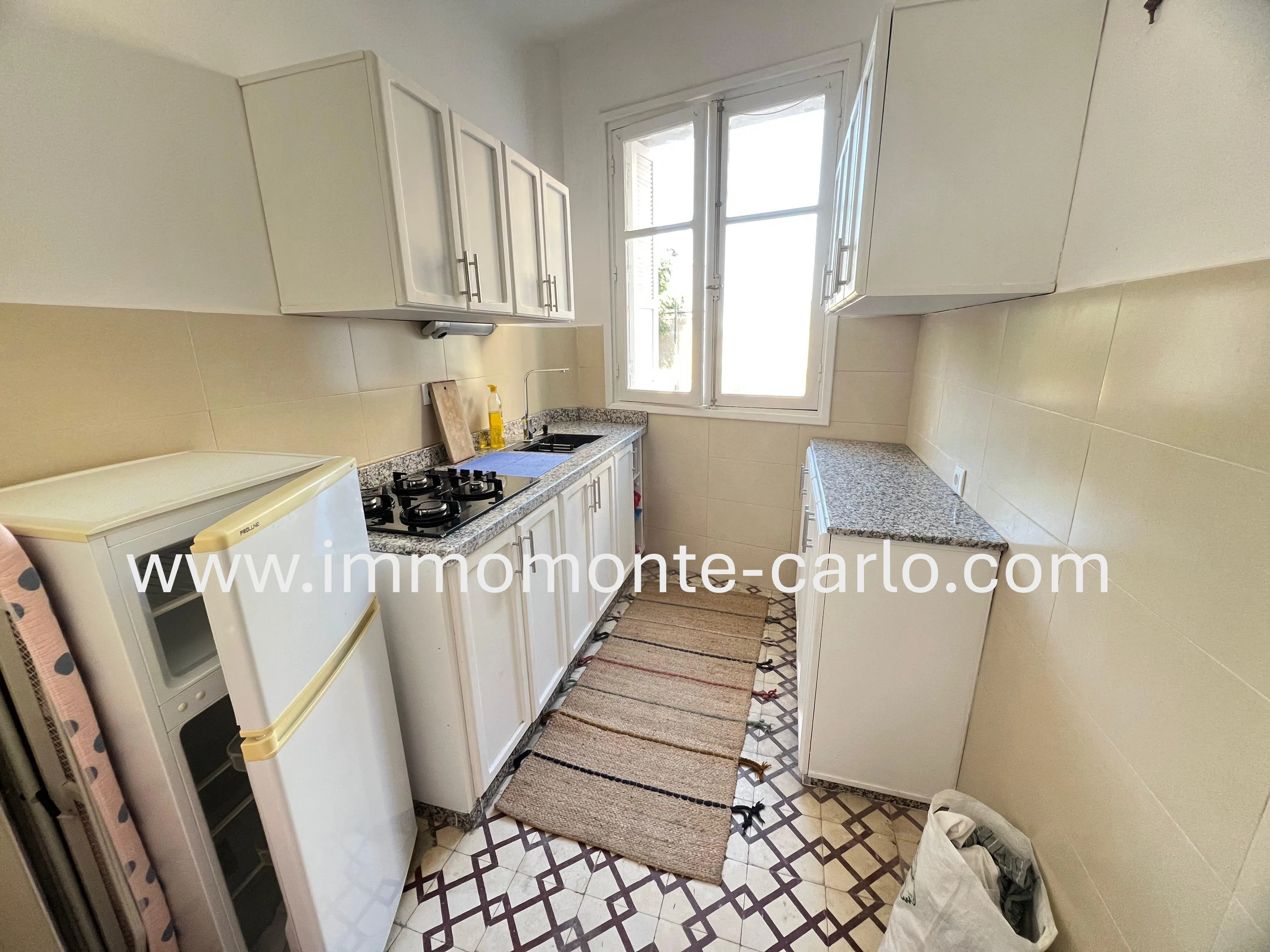 Location Appartement semi-meublé centre à Hassan - الرباط (4)