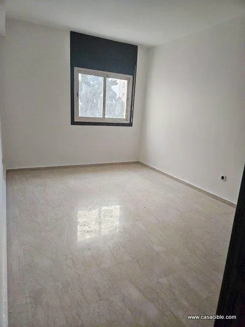 Maarif: appartement vide 3 chambres. - الدار البيضاء (4)