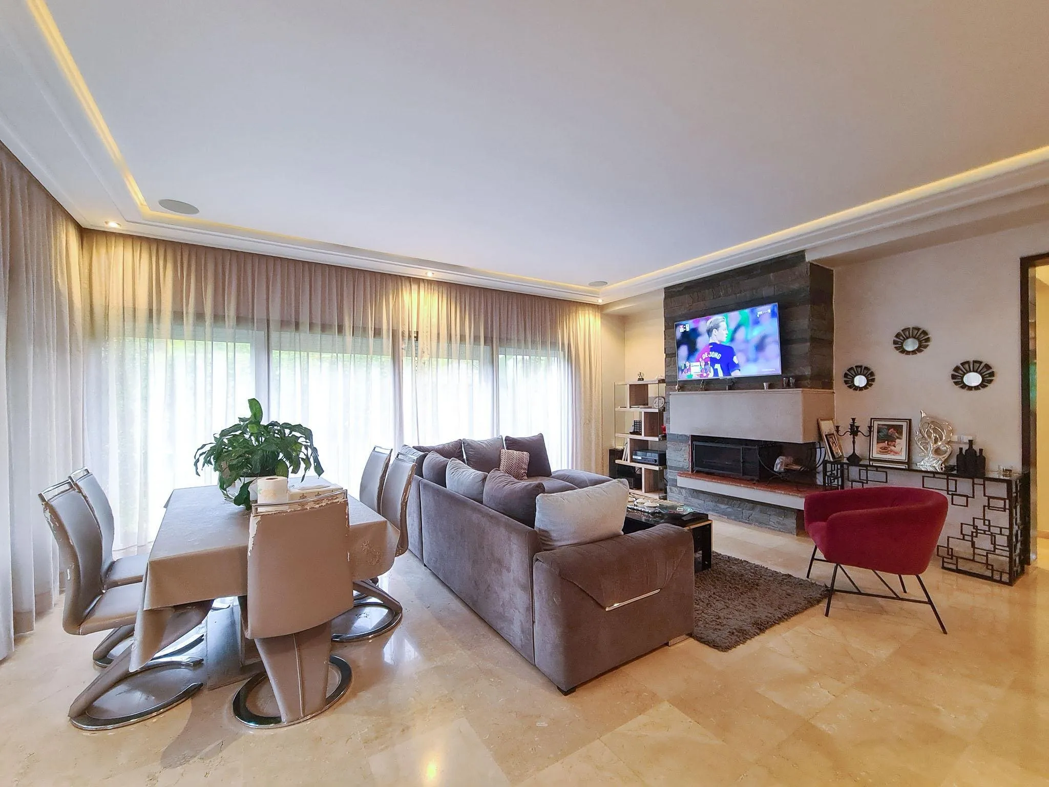villa  4 chambres meublé avec grand jardin et piscine - الدار البيضاء (2)