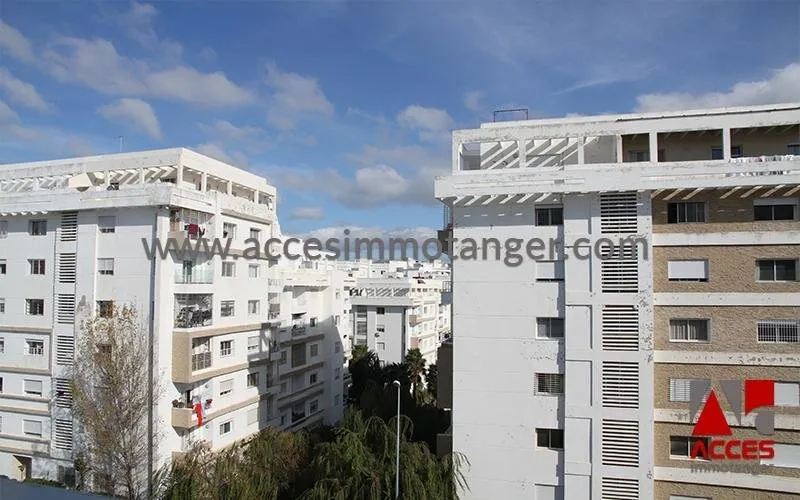 Appartement meublé avec balcon a lotinord - طنجة
