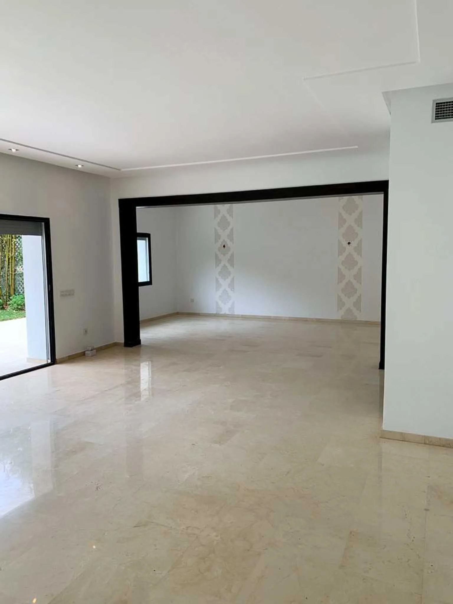 Belle villa en location 3 chambres avec piscine - الدار البيضاء (3)