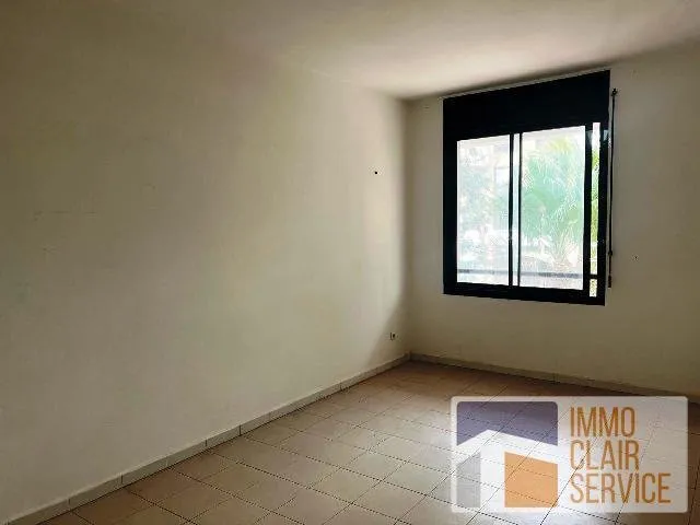 Appartement bien situé au centre de Hay Riad - الرباط (2)