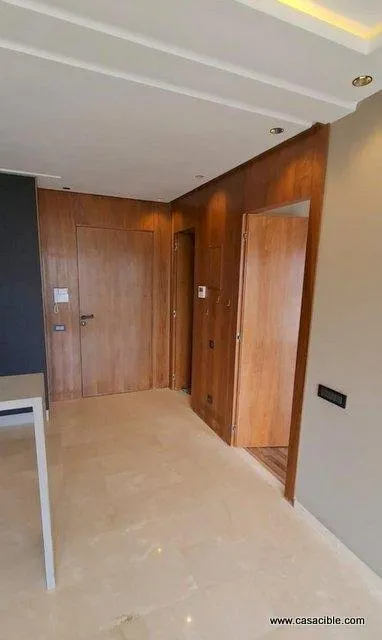 Palmier: studio vide avec balcon. - الدار البيضاء (2)