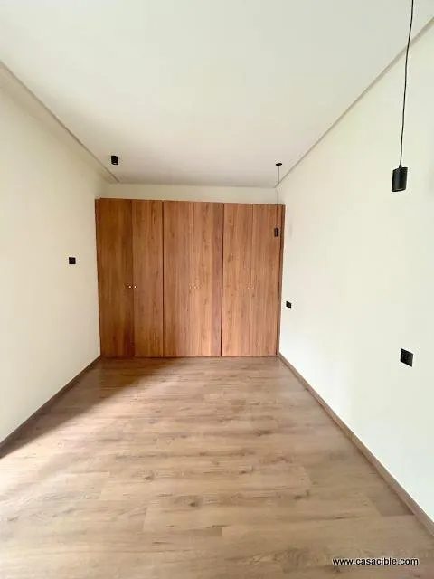 Val d'anfa: Studio HS vide. - الدار البيضاء (2)