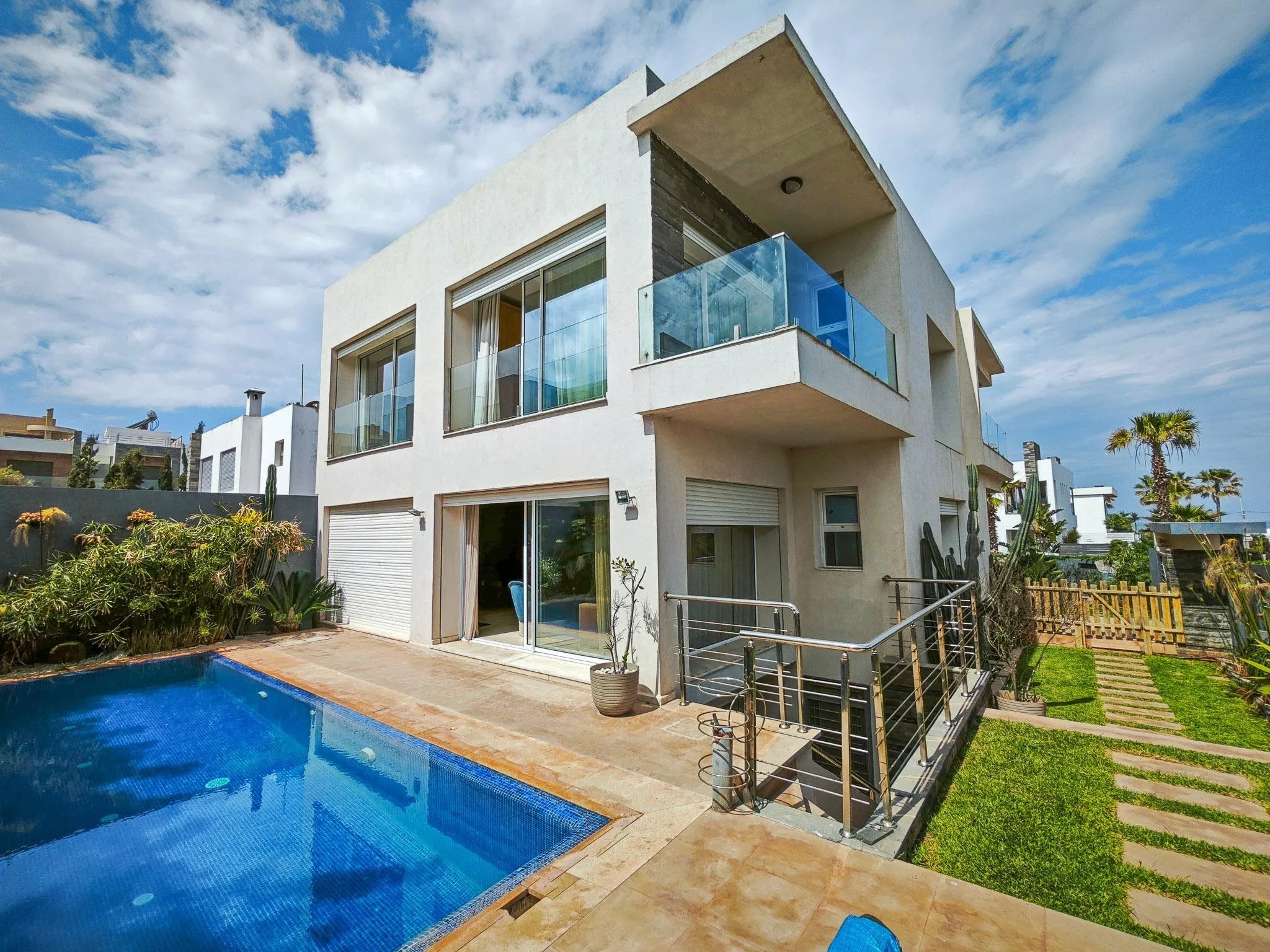 Villa vue sur mer 3 chambres Piscine jardin hammam - الدار البيضاء
