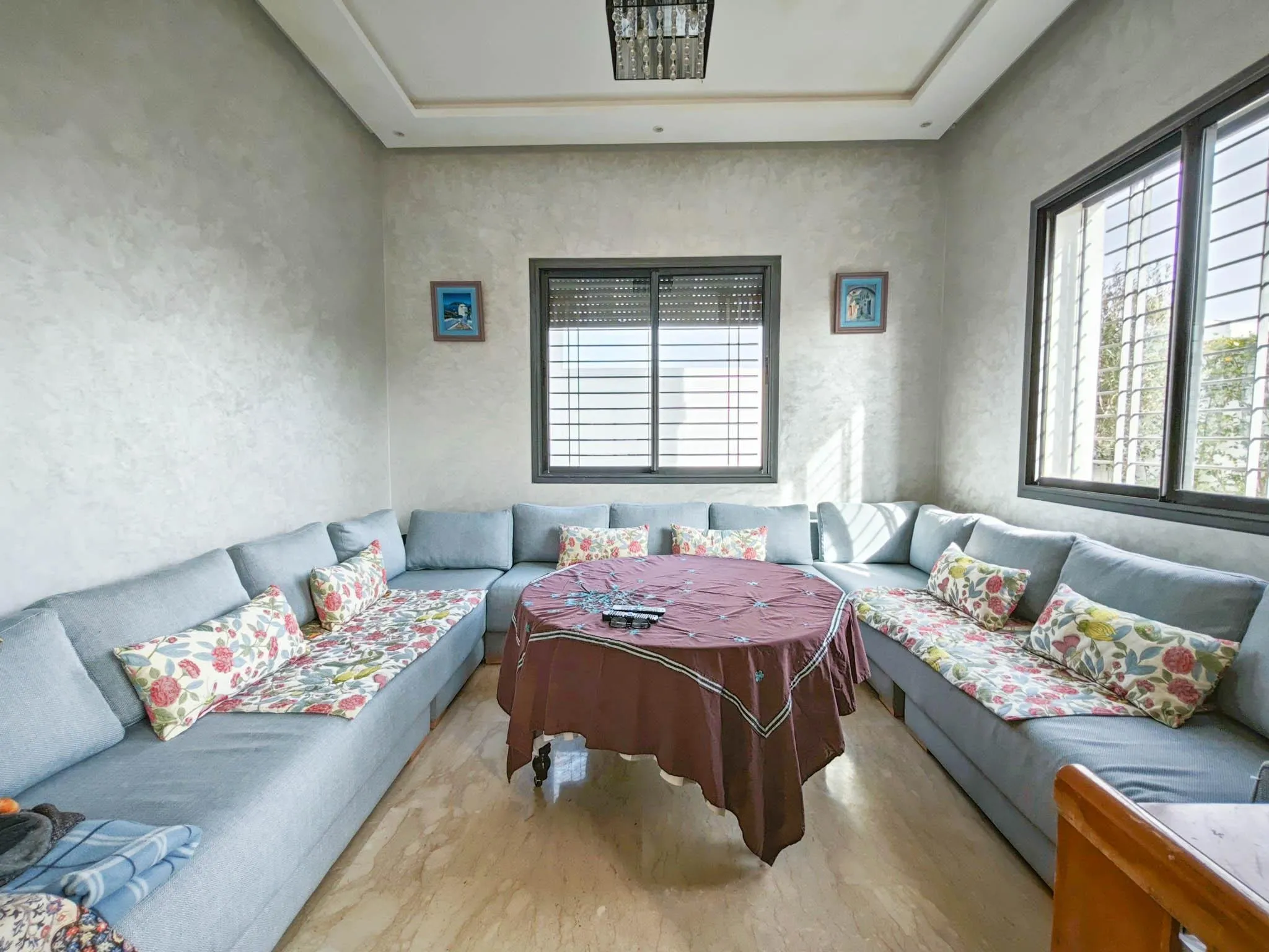 Belle villa à la location avec Jardin et Piscine - الدار البيضاء (4)