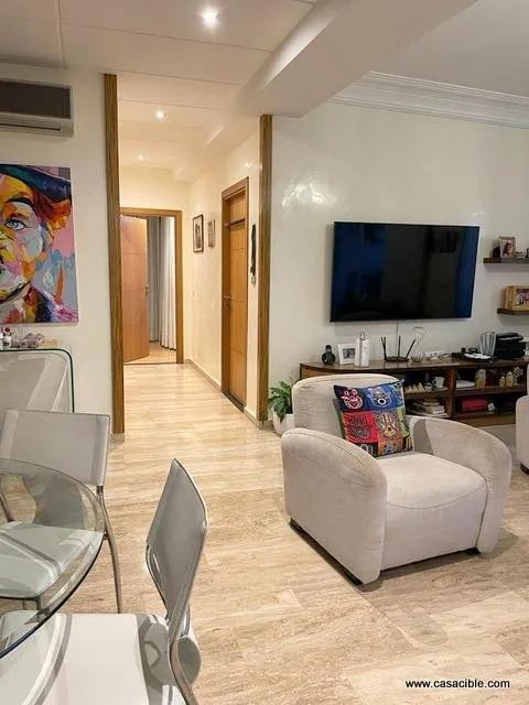 Anfa: appartement vide avec terrasse. - الدار البيضاء (2)