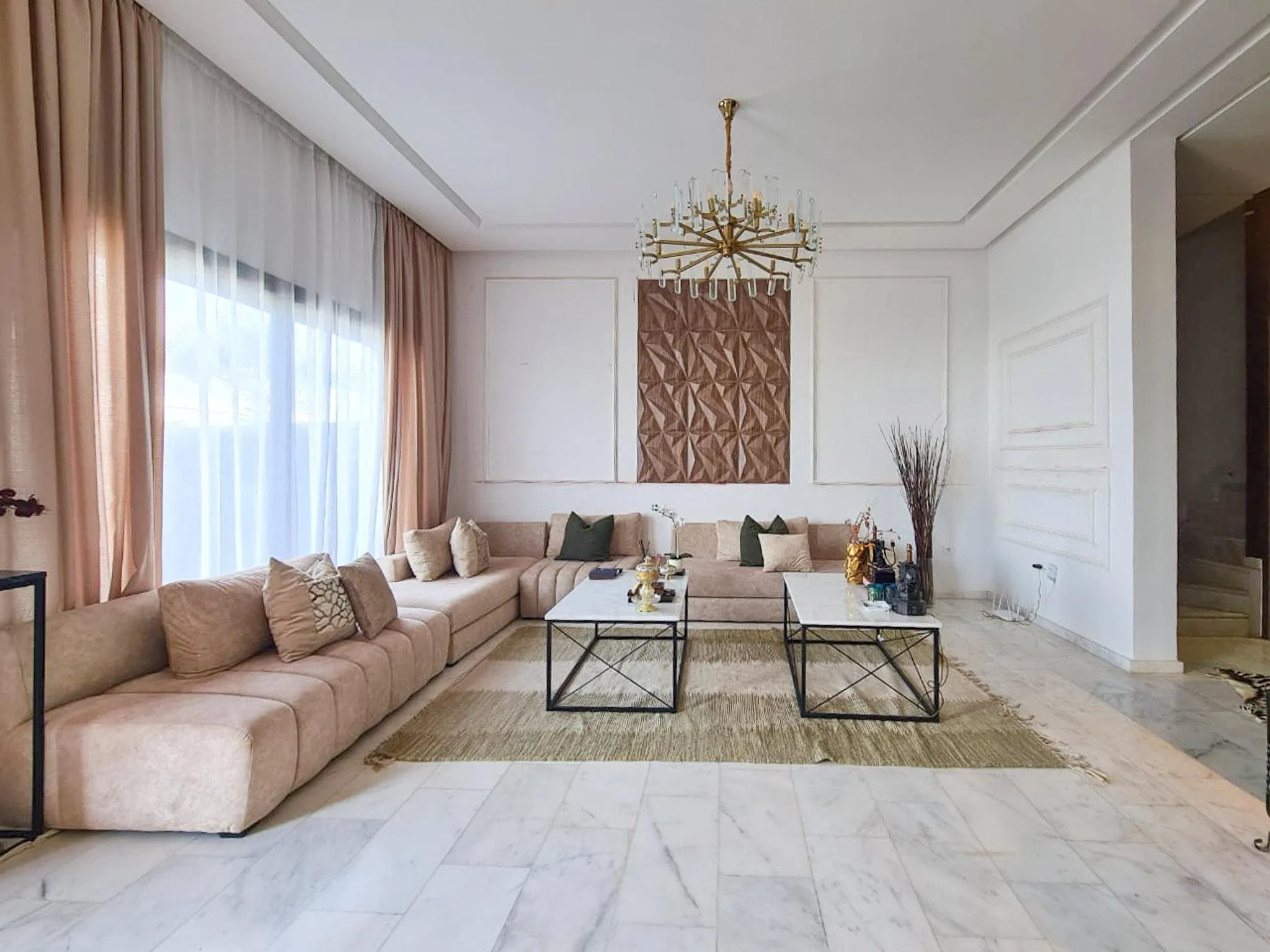 Villa 4 chambres meublé en résidence sécurisée - الدار البيضاء (3)