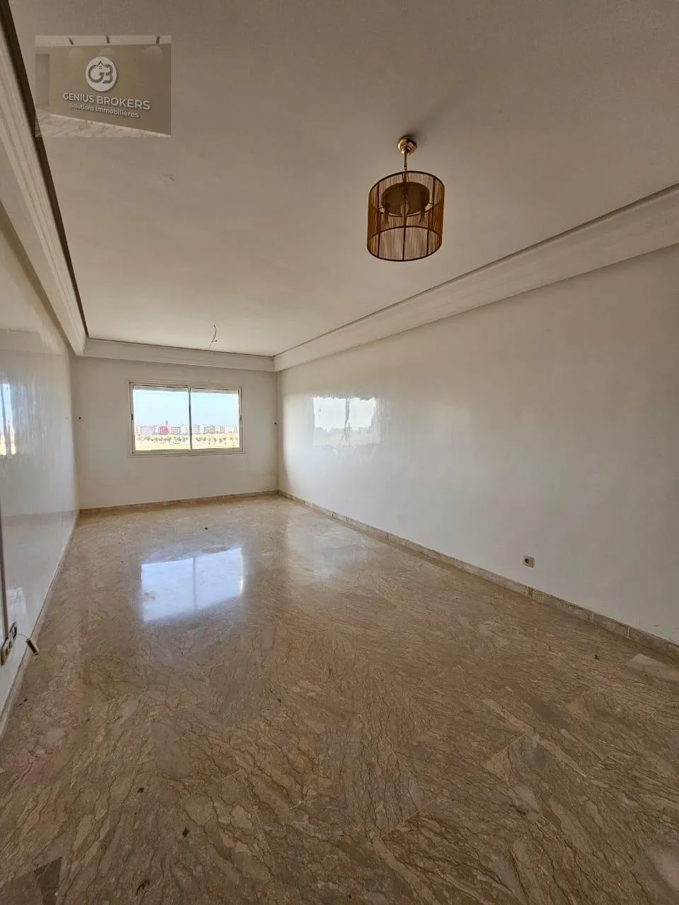 Appartement vide à louer sur ALMAZ - الدار البيضاء