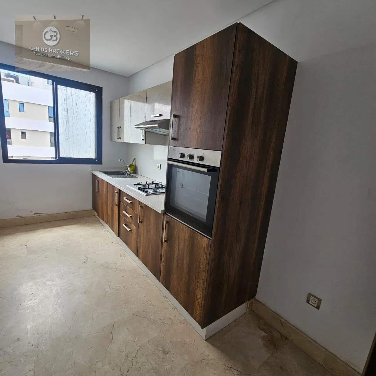 Appartement vide à louer sidi maarouf - الدار البيضاء (2)