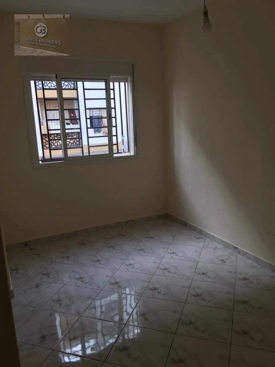 Location d'appartement vide à oulfa Jnane louze - الدار البيضاء
